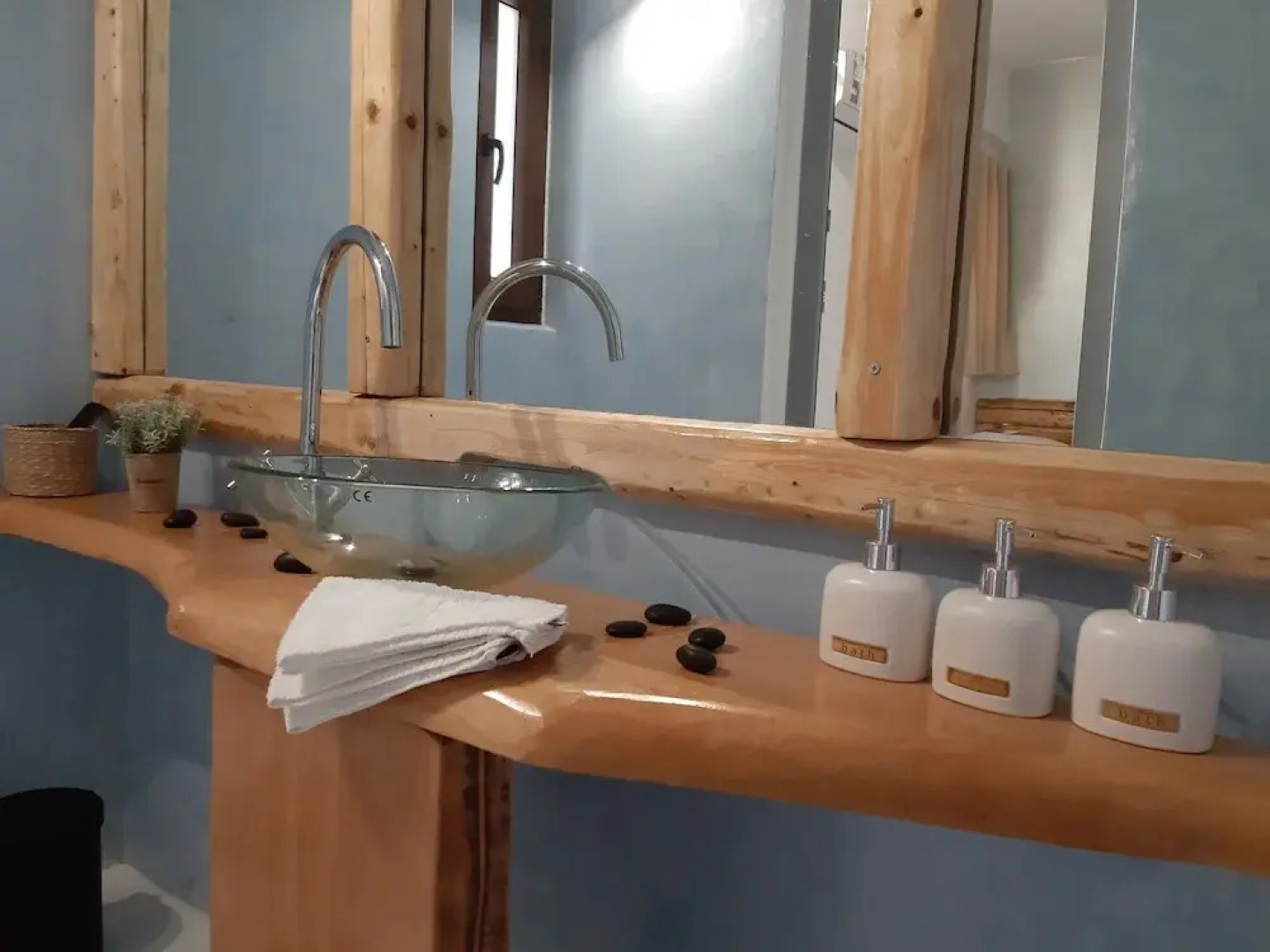 Spathi Beach Suites Kea