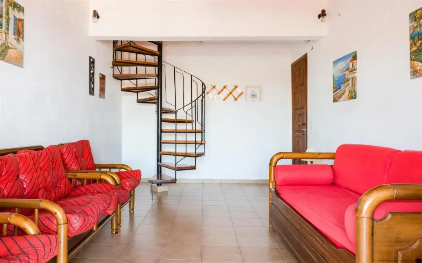 Villa Perris Studios