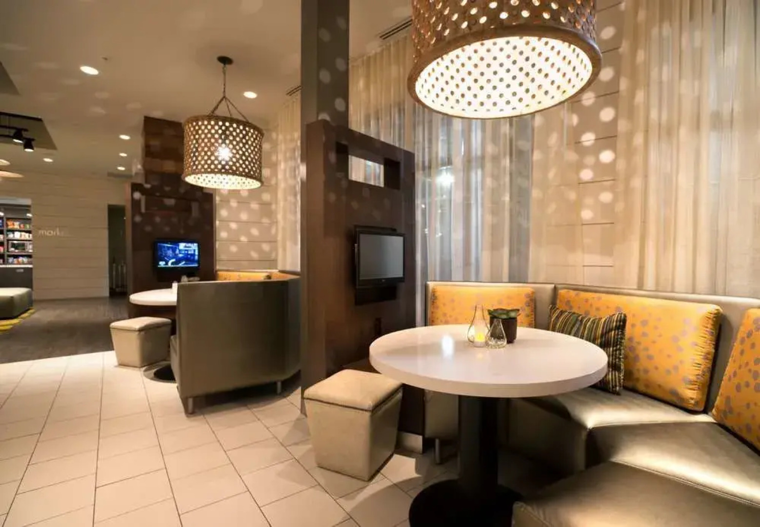 Courtyard Charleston Summerville