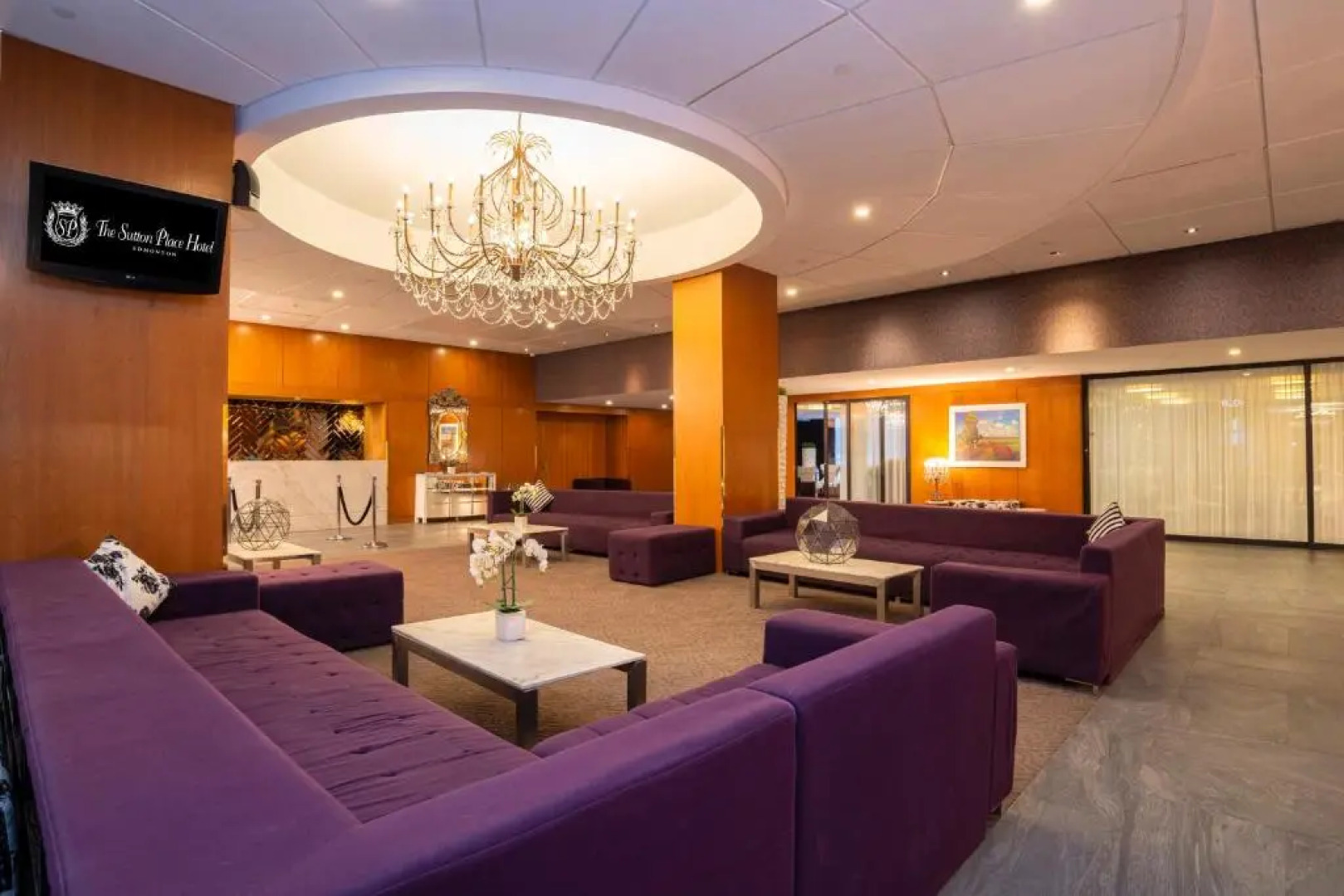 Sandman Signature Edmonton Downtown Hotel