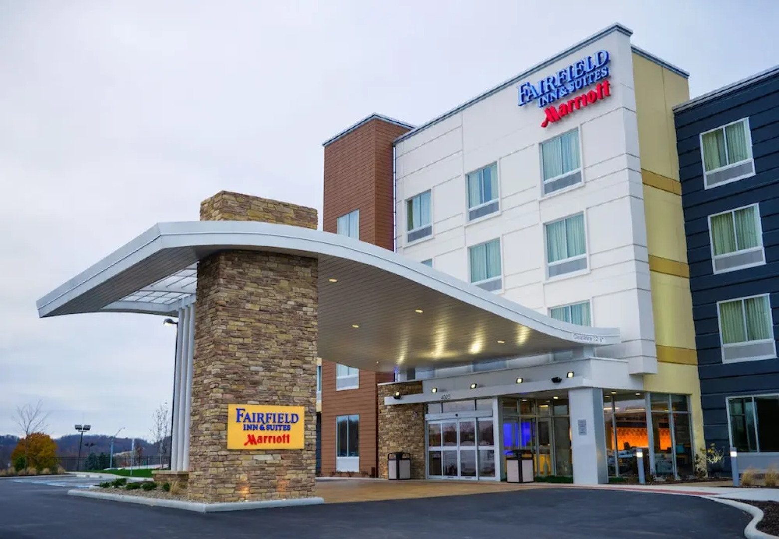 Fairfield Inn & Suites Canton South