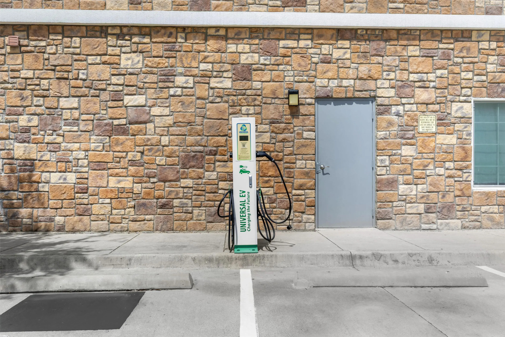 Best Western Plus Fort Worth Forest Hill Inn & Suites