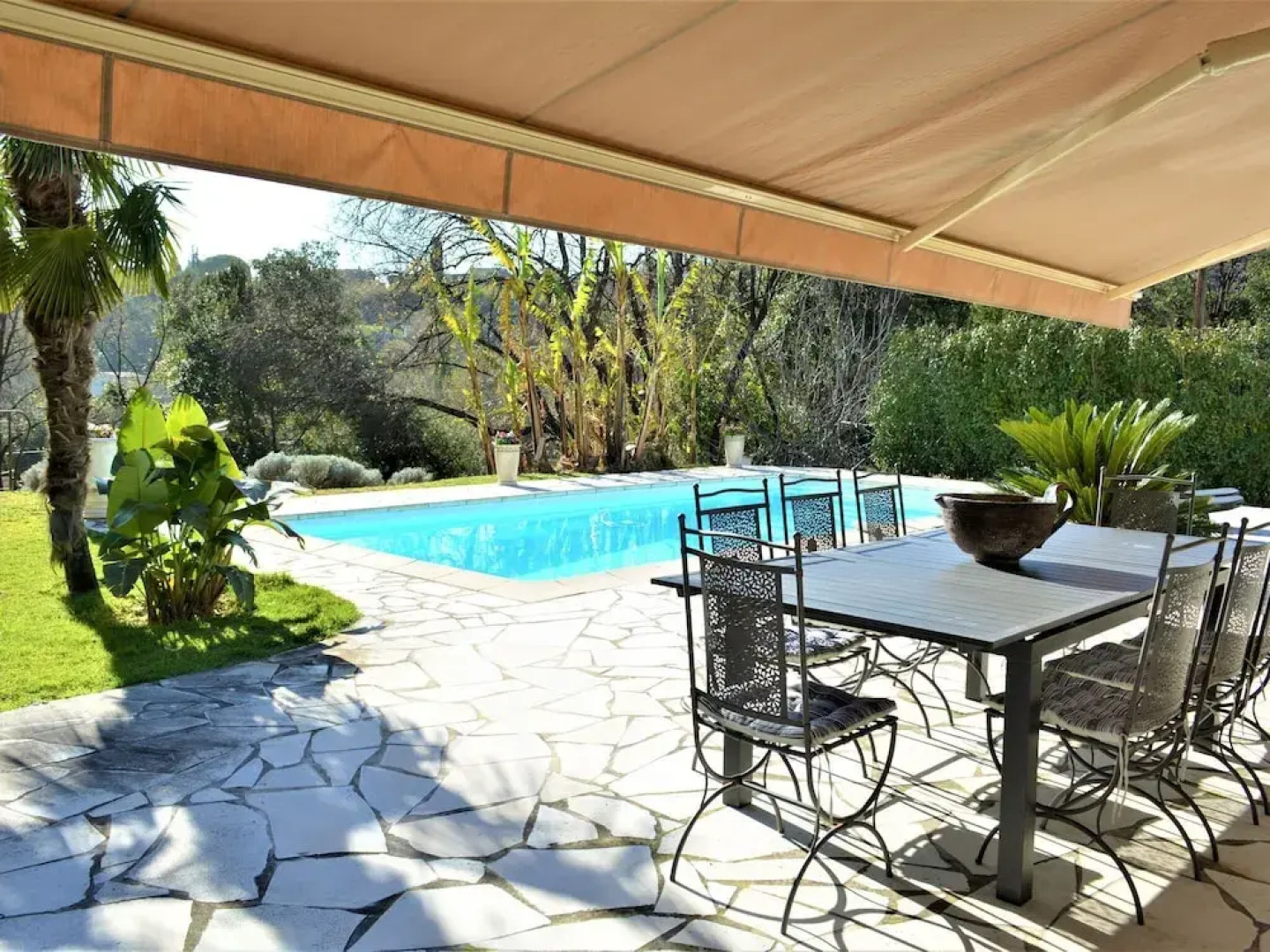 Peaceful Villa in Saint Paul de Vence With Swimming Pool