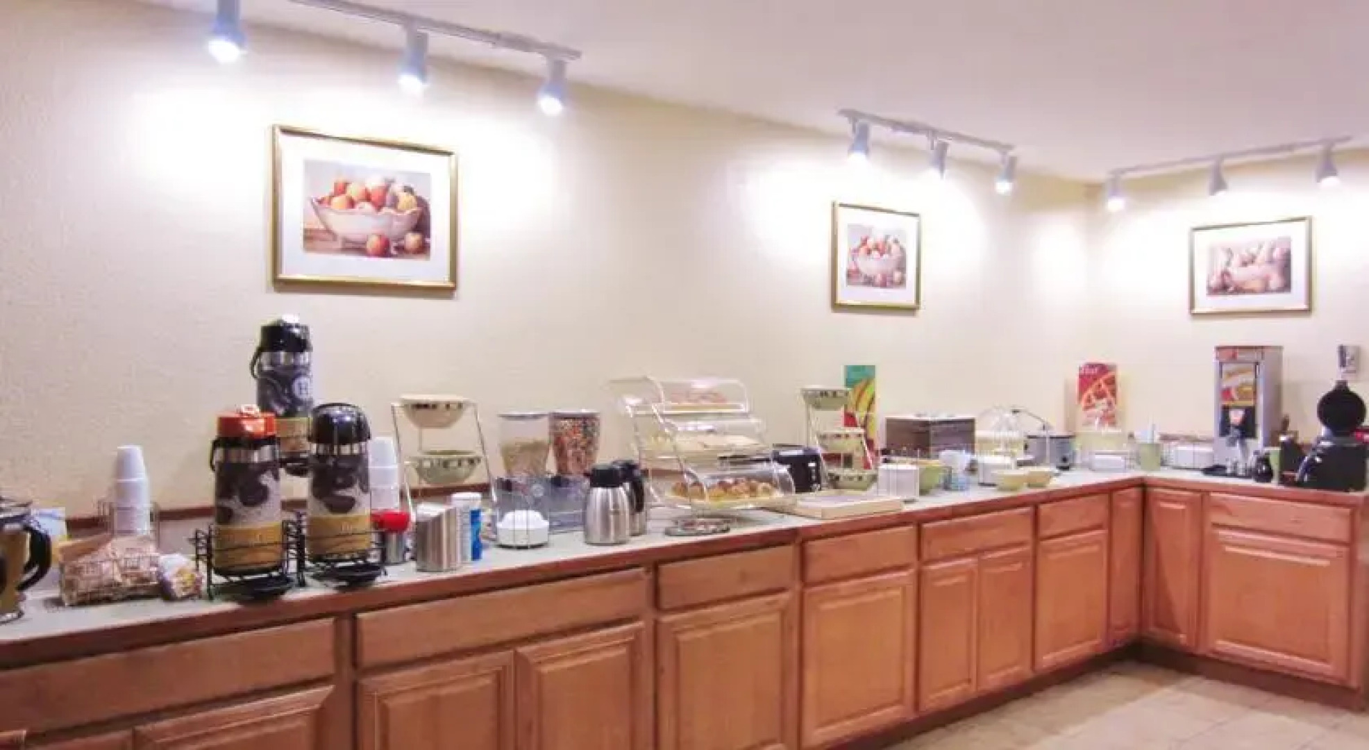 Ferryman Inn and Suites