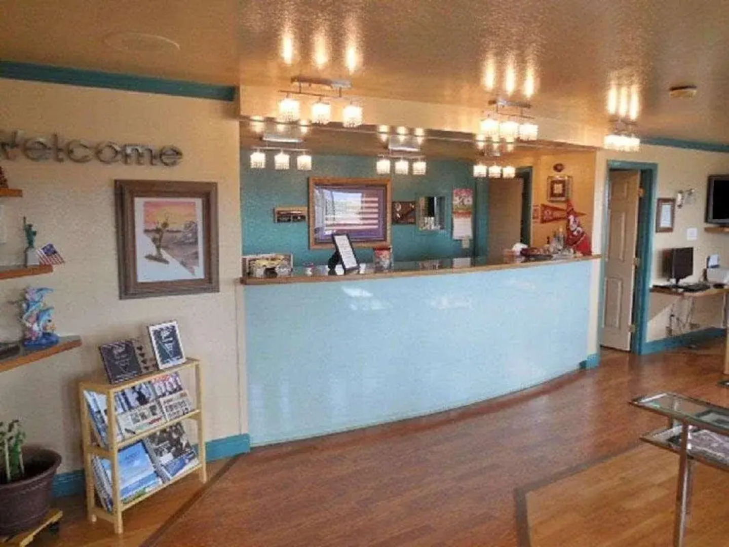 Hawthorne's Best Inn