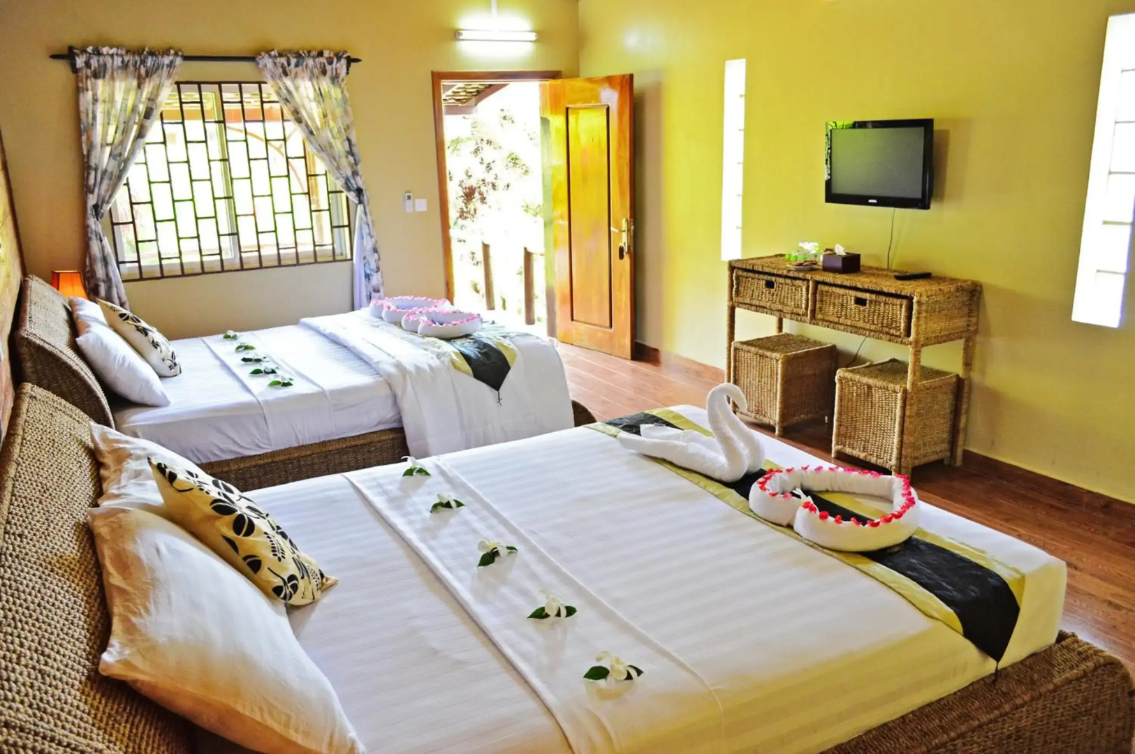 Atmaland Resort