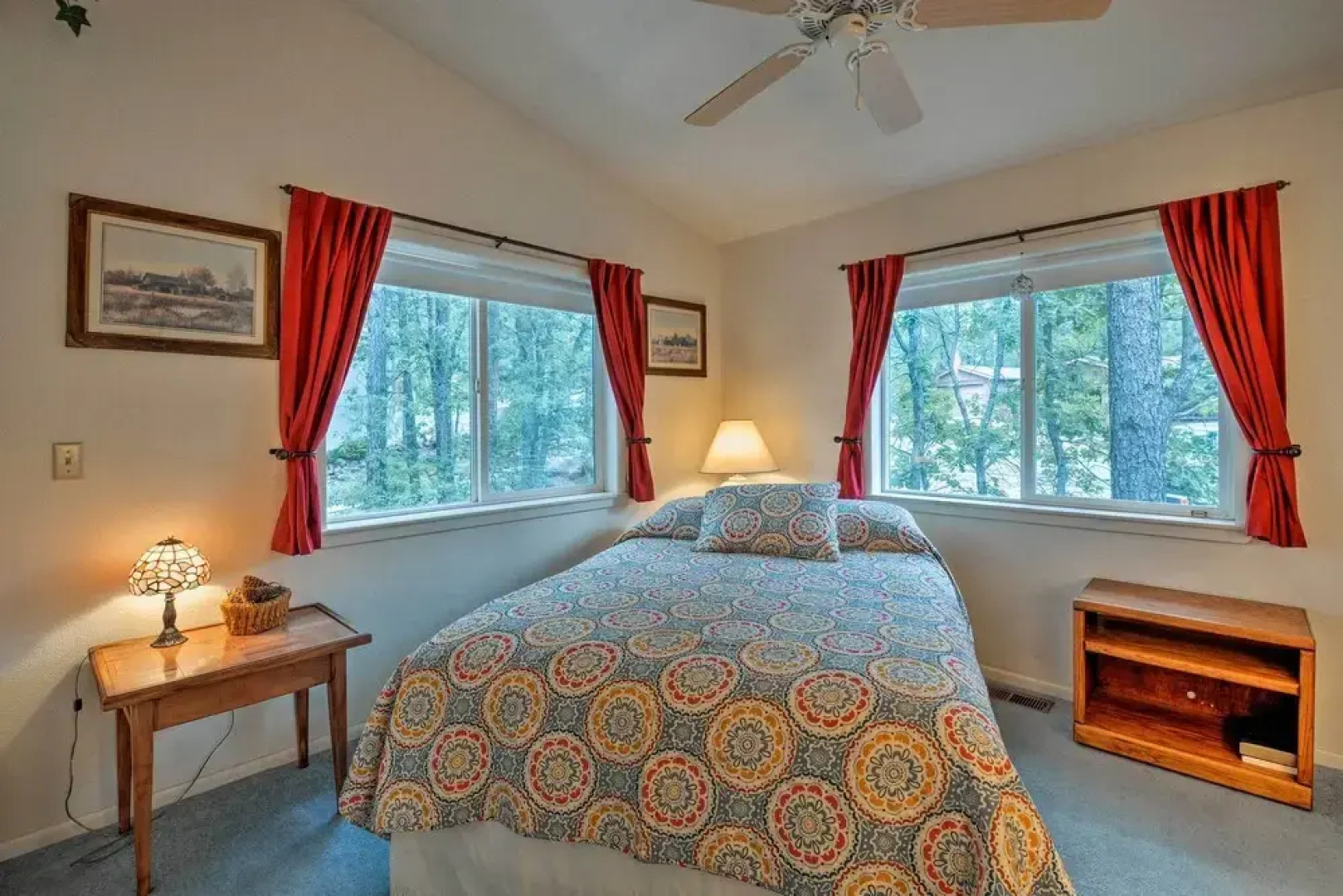 1 Mi Odell Lake: Munds Park Home w/ 3 Decks