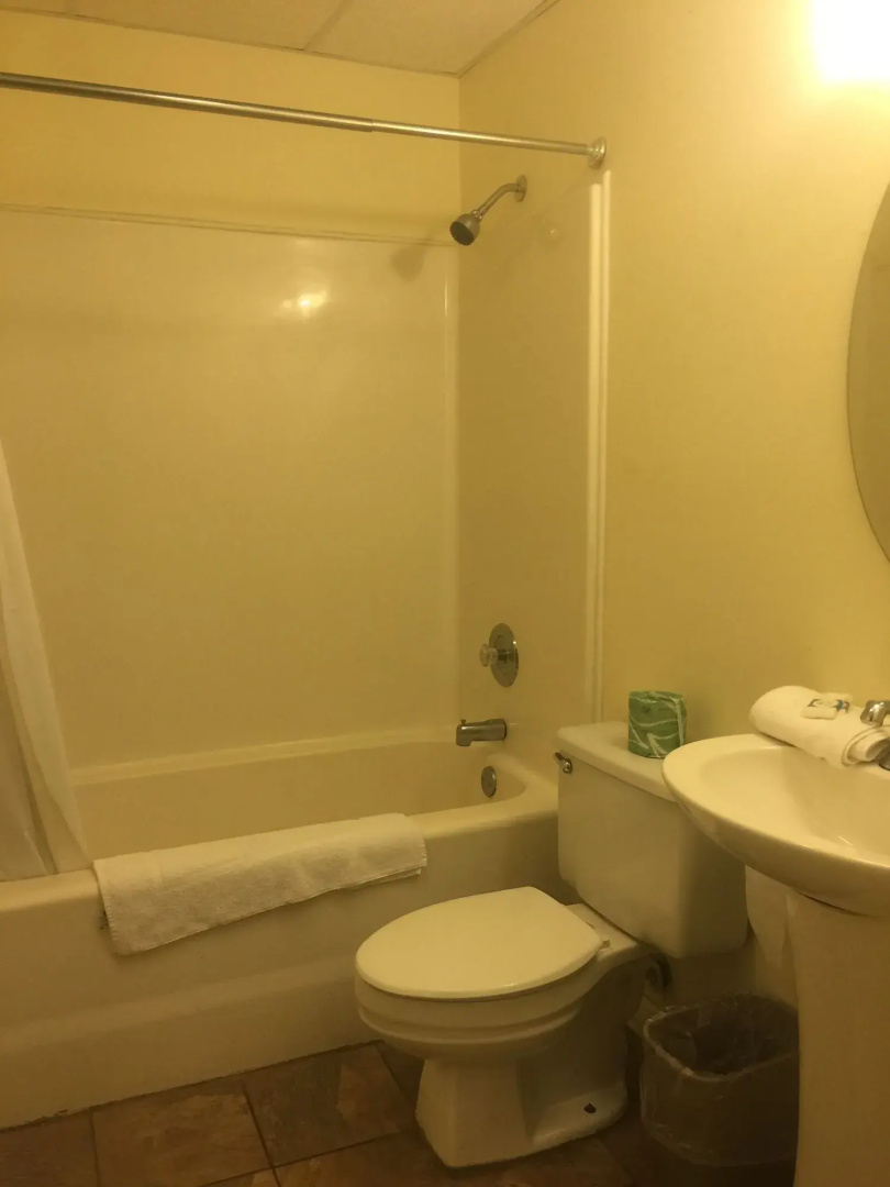Hotel Charlee Villas by the Beach