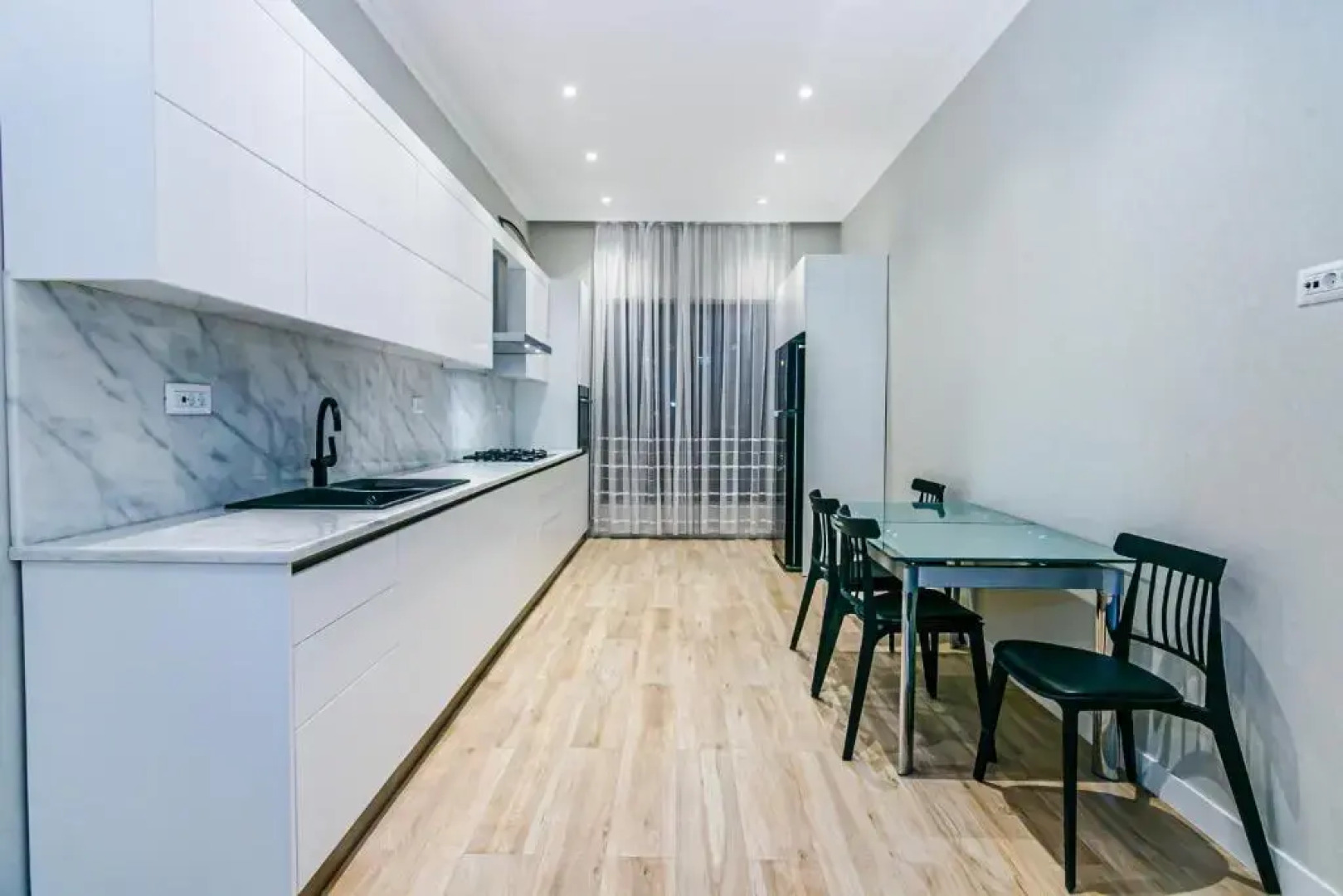 Mango Beaty House 7 in Nizami Streey