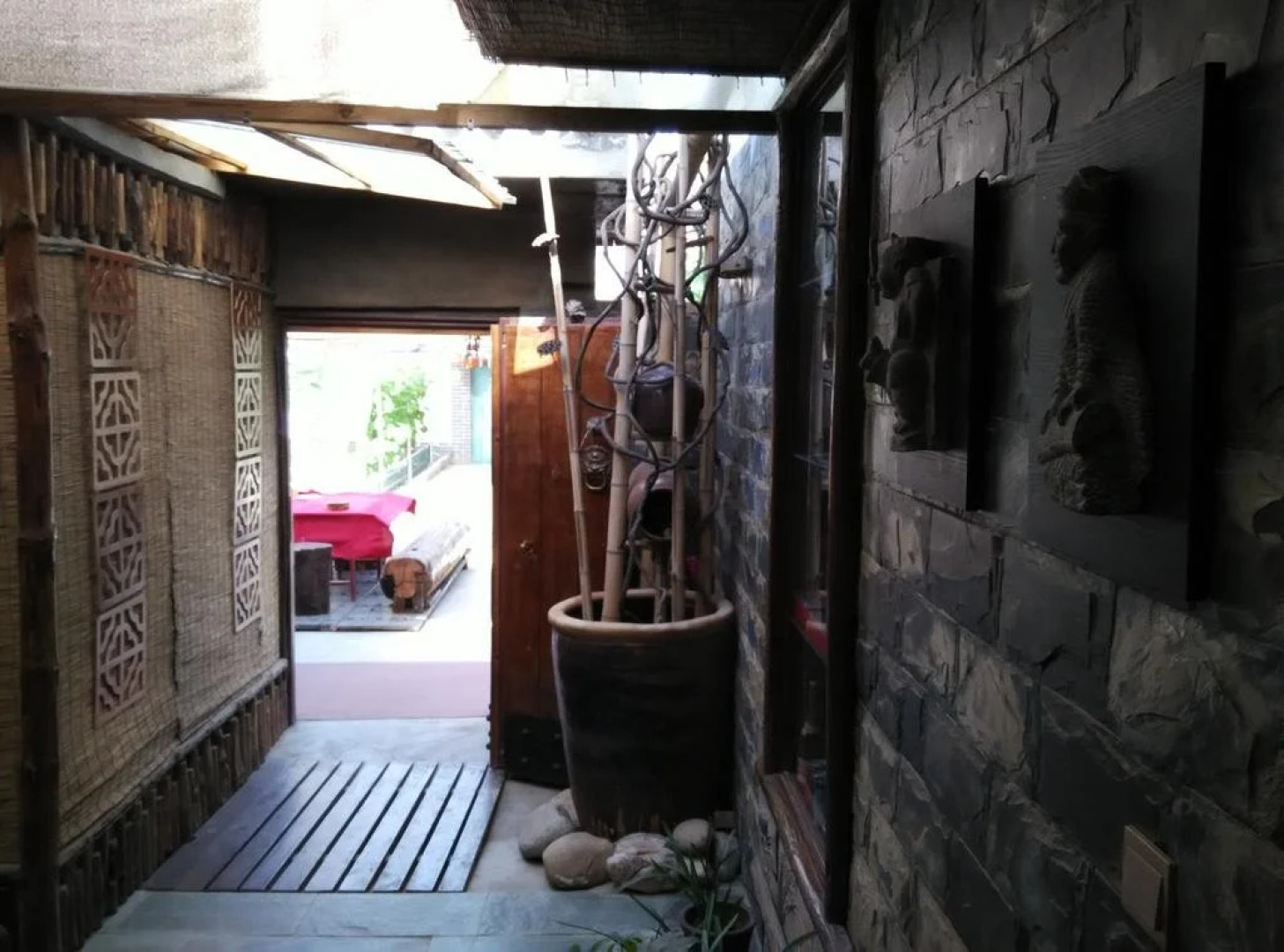 He Shang Ju Bie Shu Ke Zhan