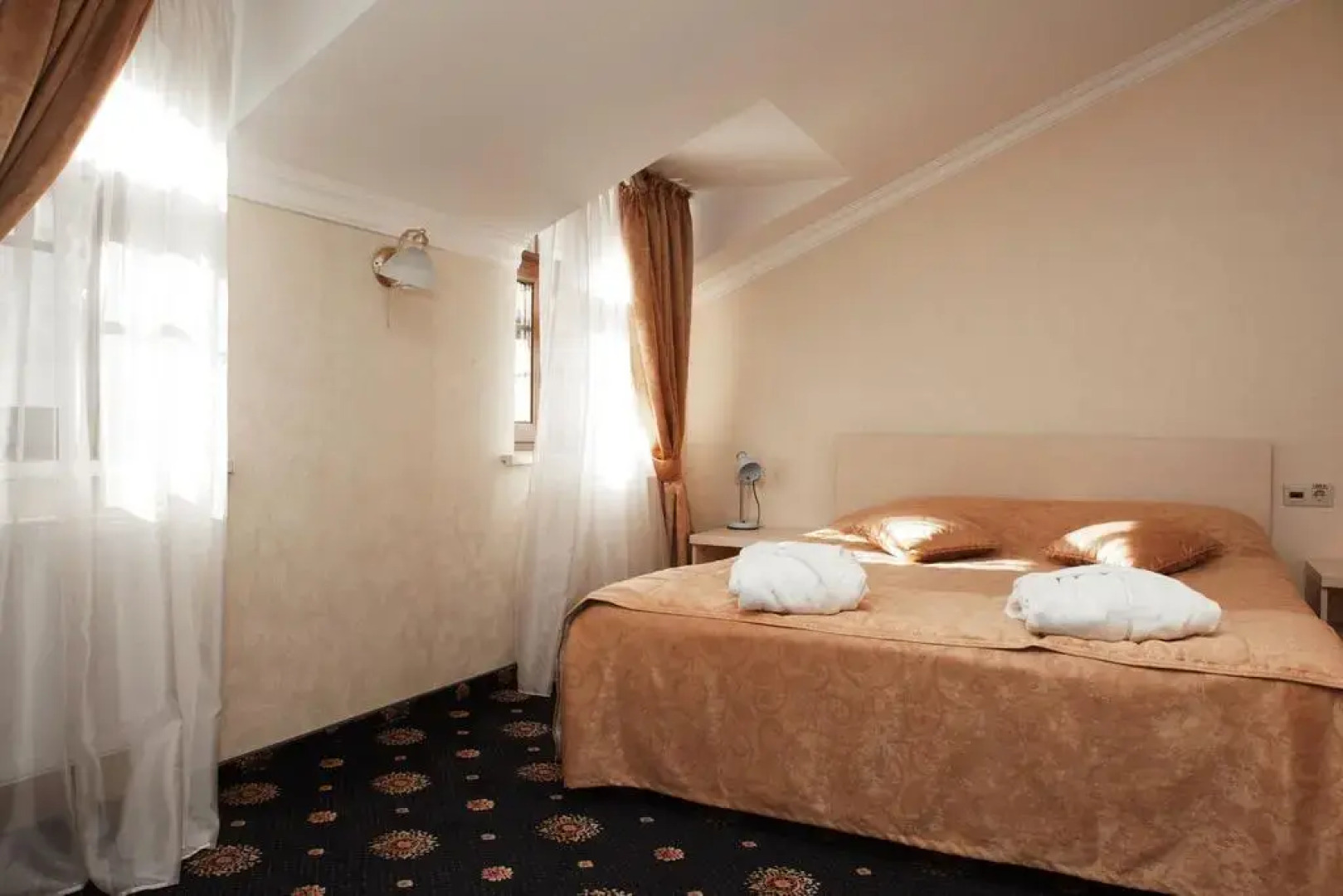 Отель «Гончар»