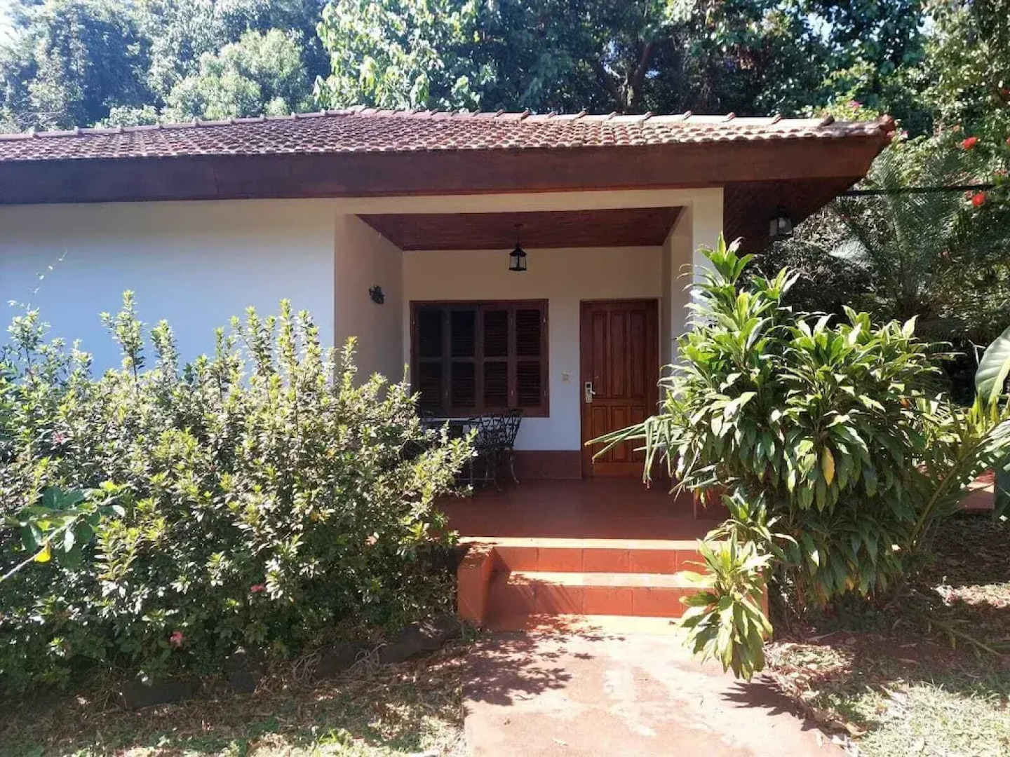 Orquideas Hotel & Cabañas