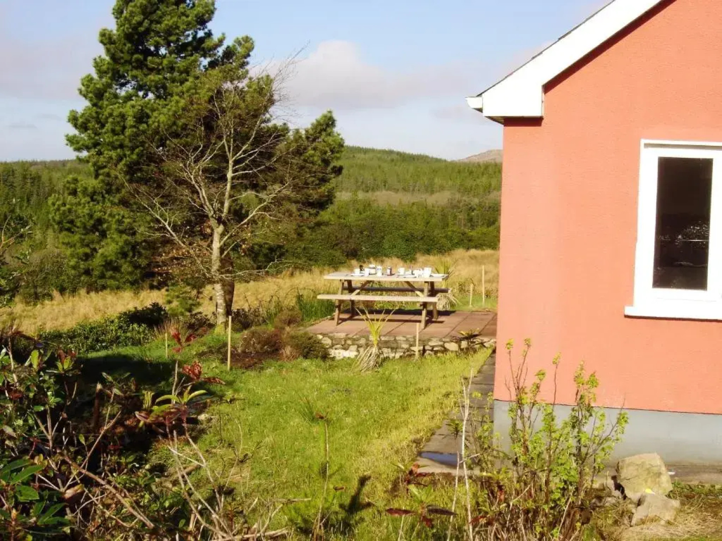 2 bedrooms house with garden at Laghy