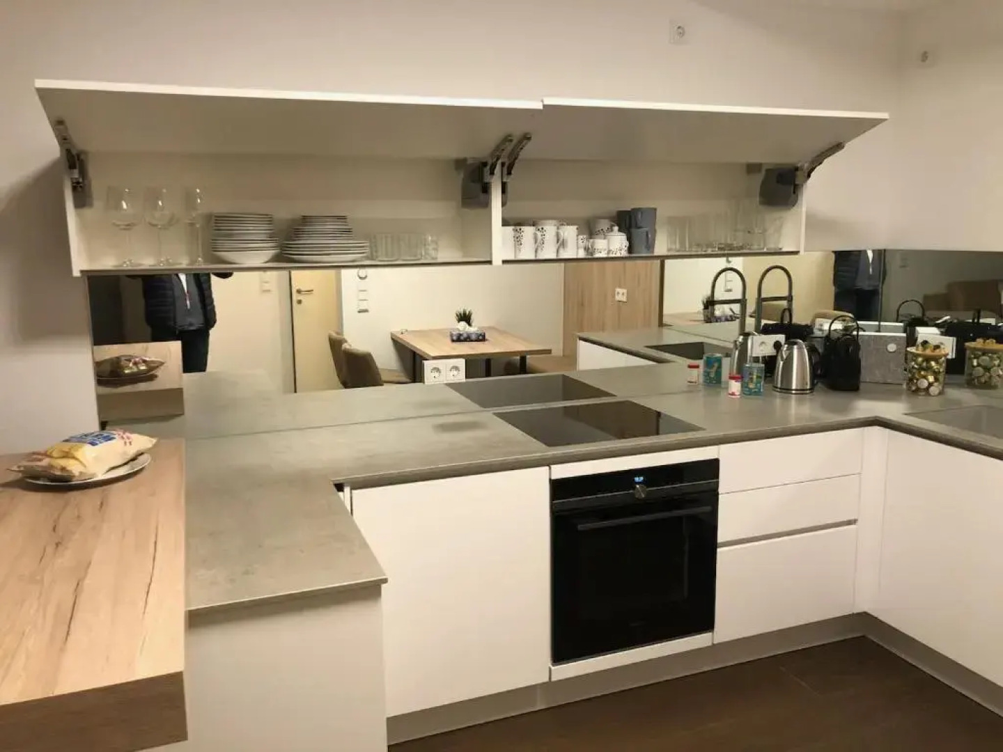 25h SPA-RESIDENZ Apartment LUXURY POOLs Garden private Beach