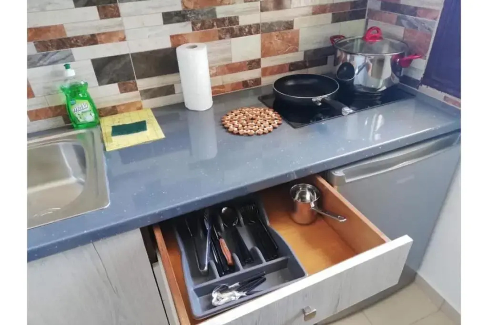 Merovili Apartment 3