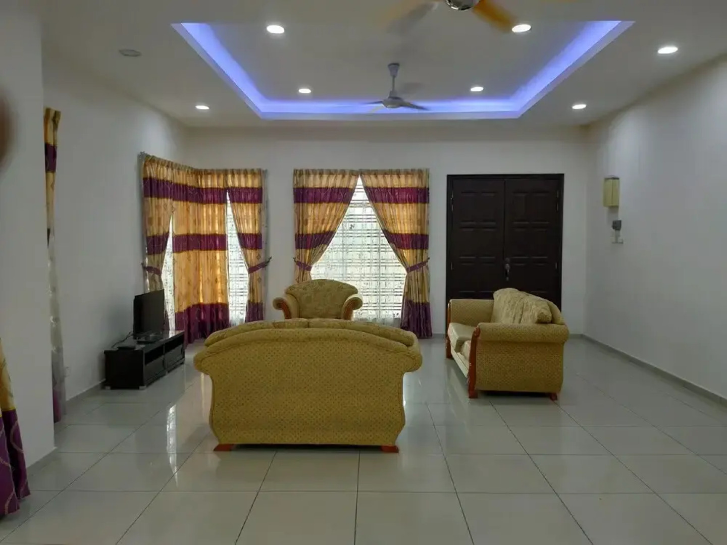 OYO 90228 D'Anjung Villa