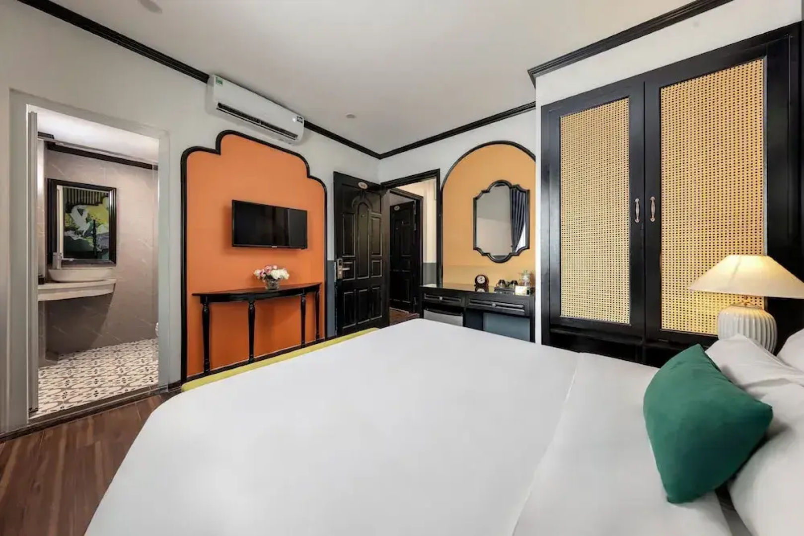 Hanoi Elpis Hotel & Spa