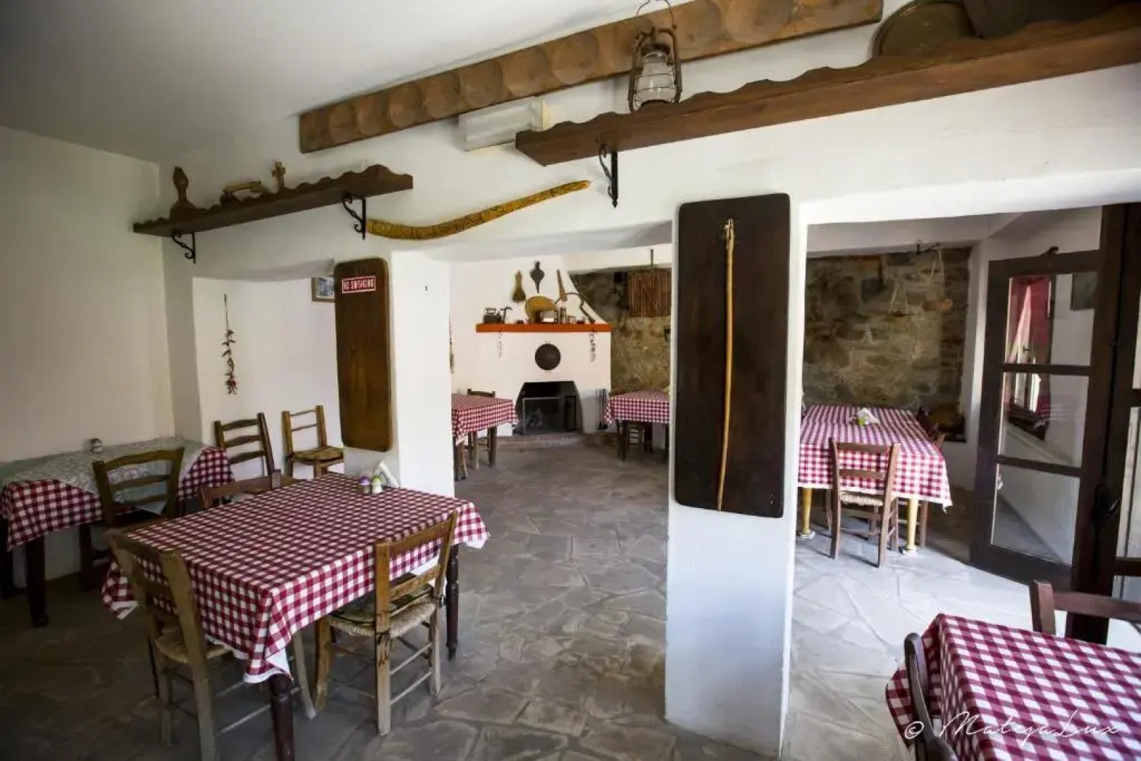 Ambelikos Traditional AgroHotel