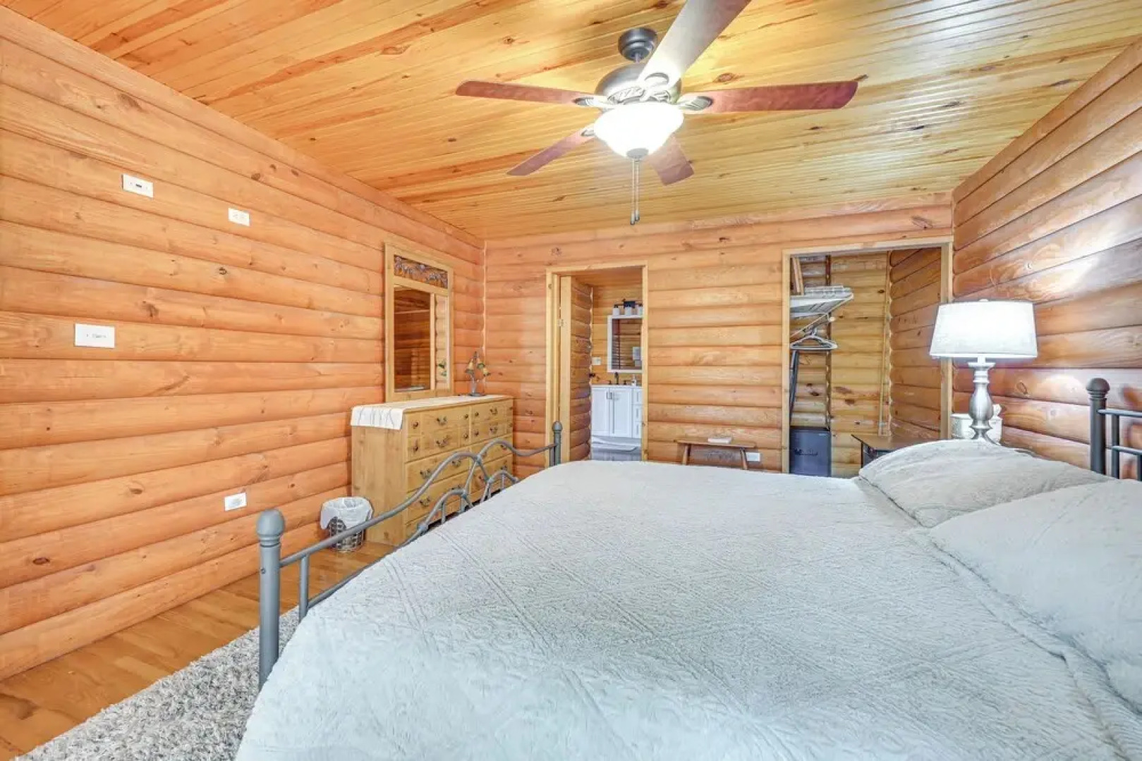 Woodsy Kentucky Escape w/ Game Room & Lake Access!