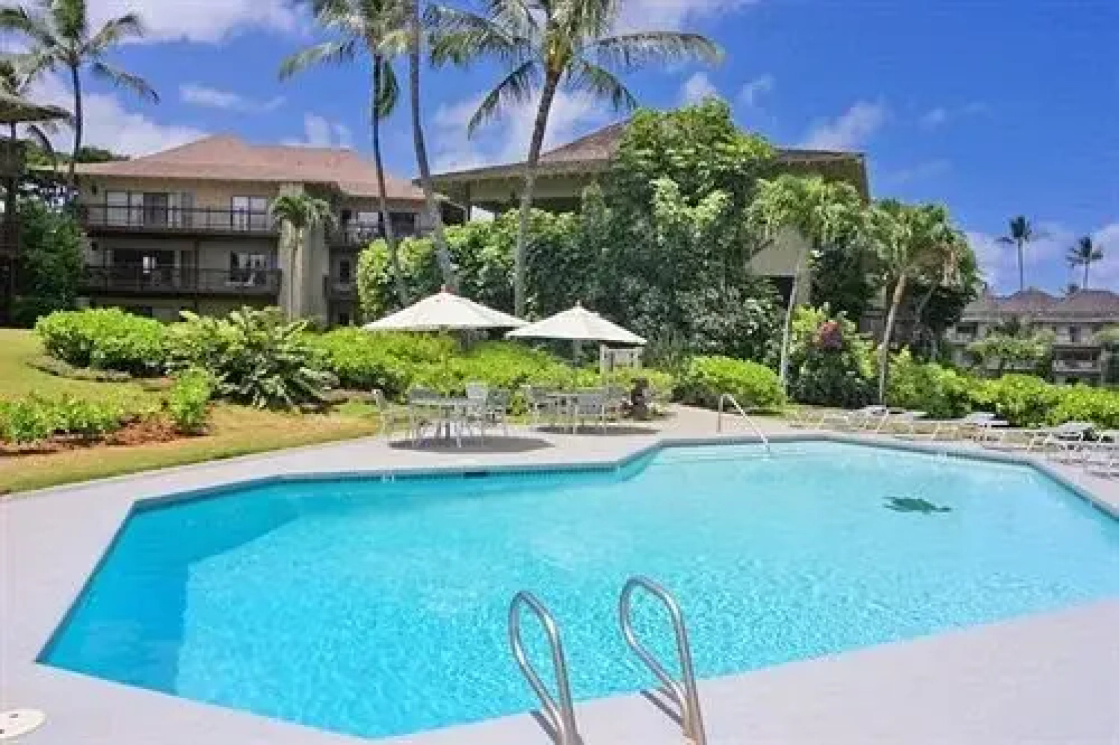 Castle Lanikai Resort