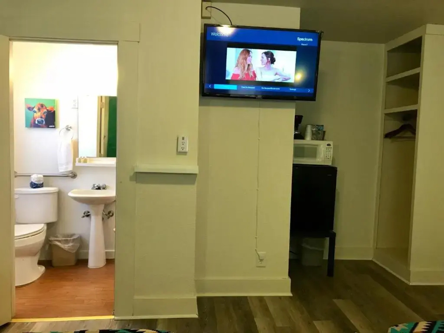 Hotel Kitsmiller on Main