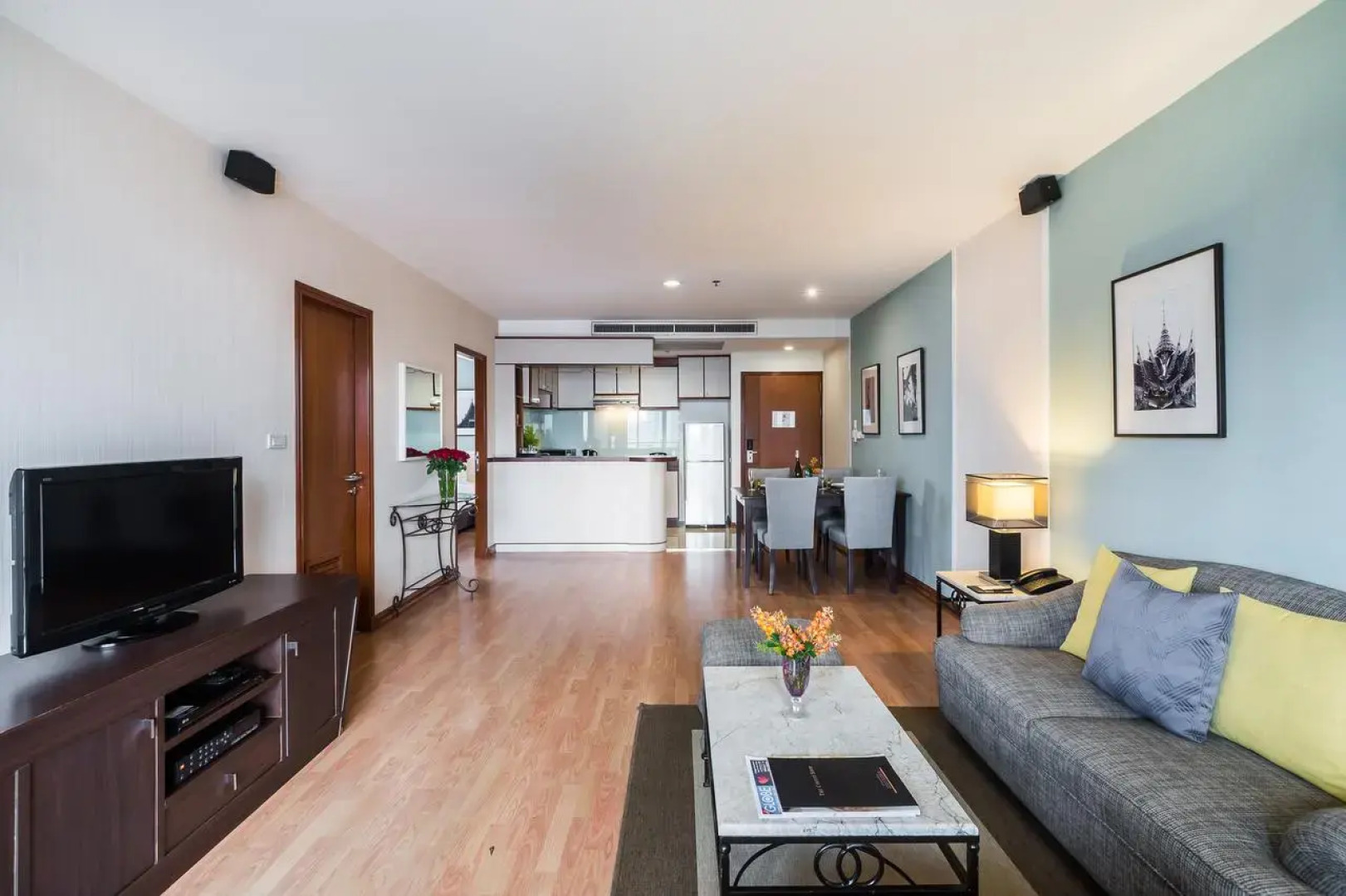 Evergreen Place Siam by UHG