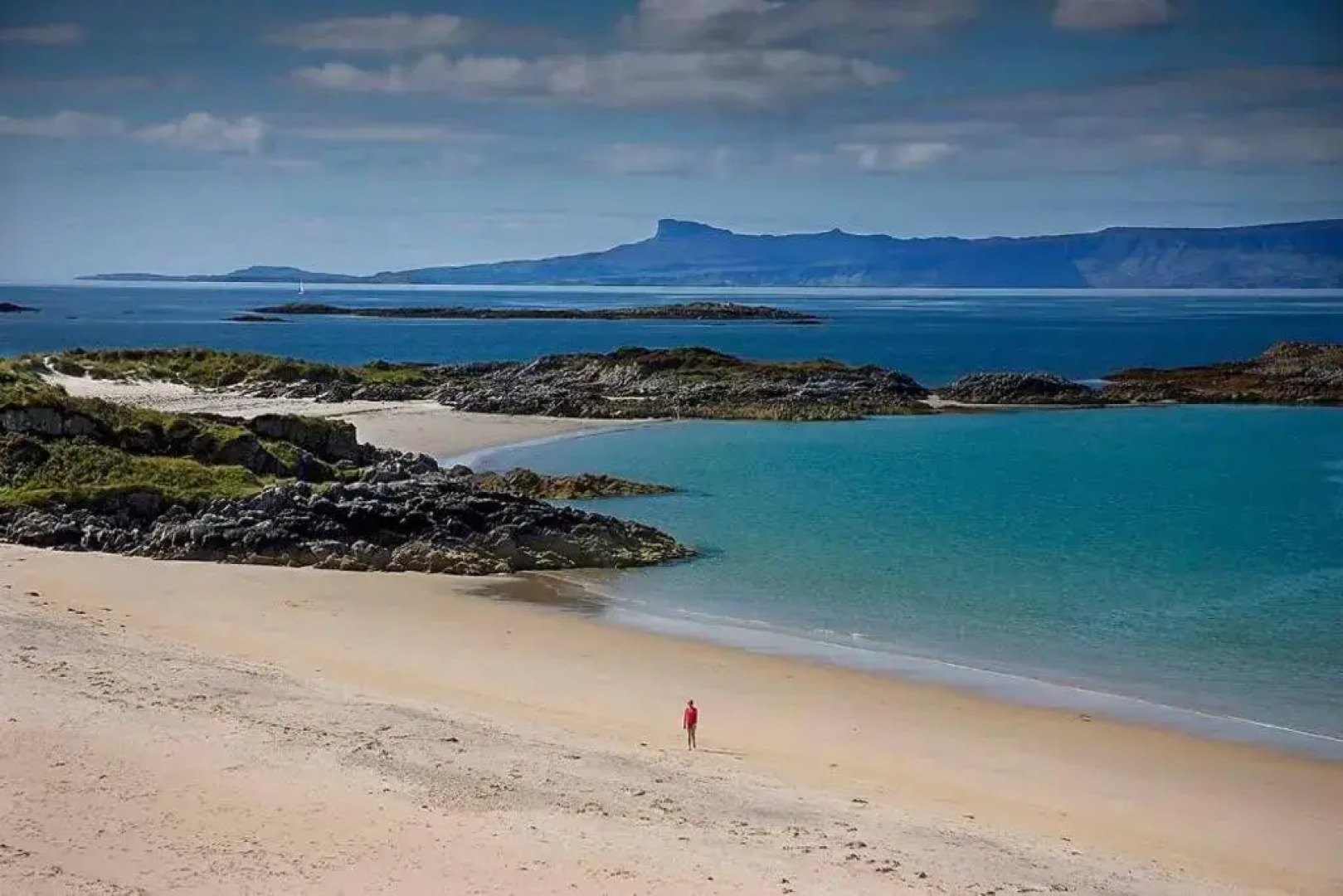 Conaglen, 2 Bedroom Lochside Flat