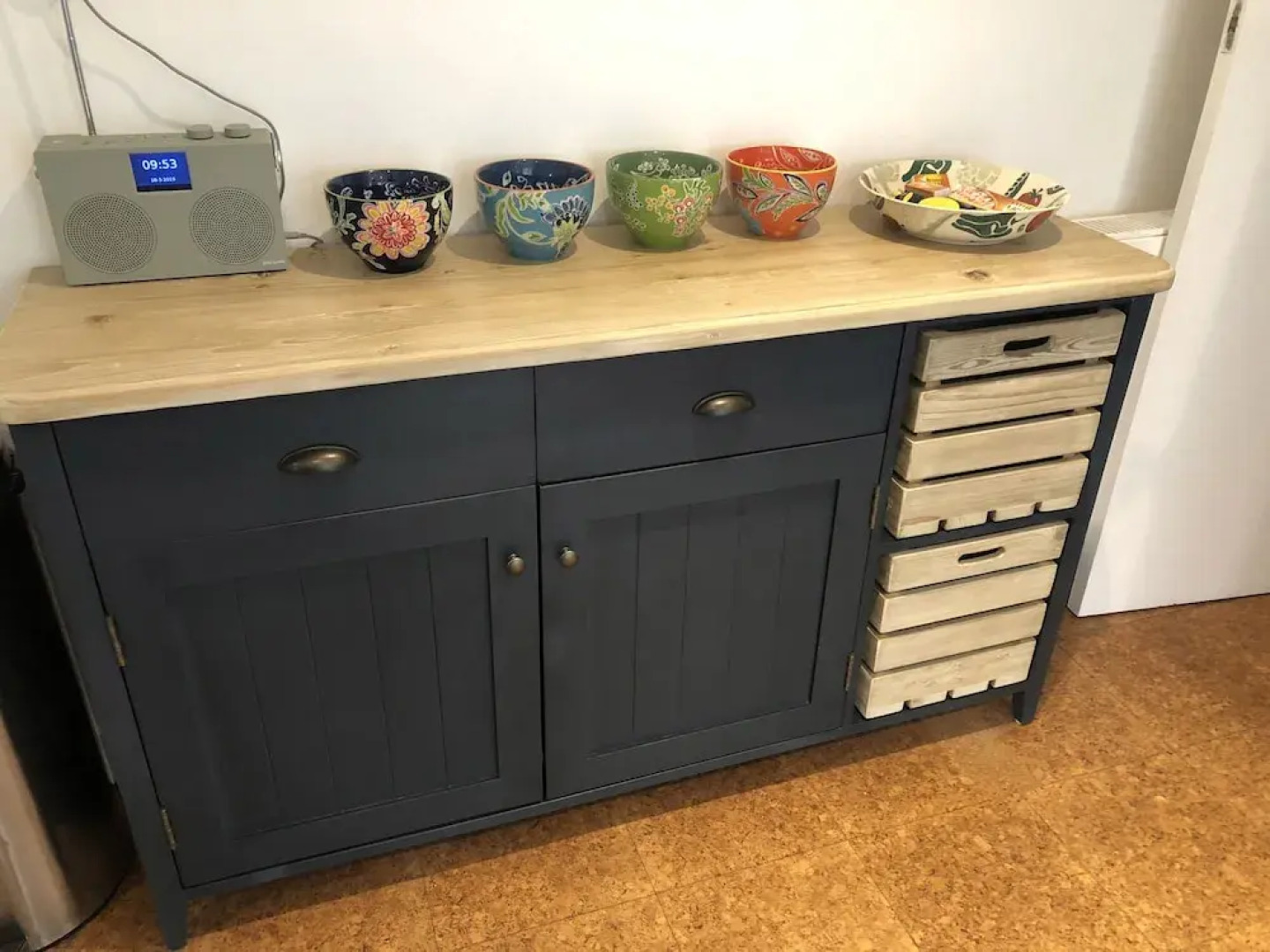 Danny Lodge | By Huluki Sussex Stays