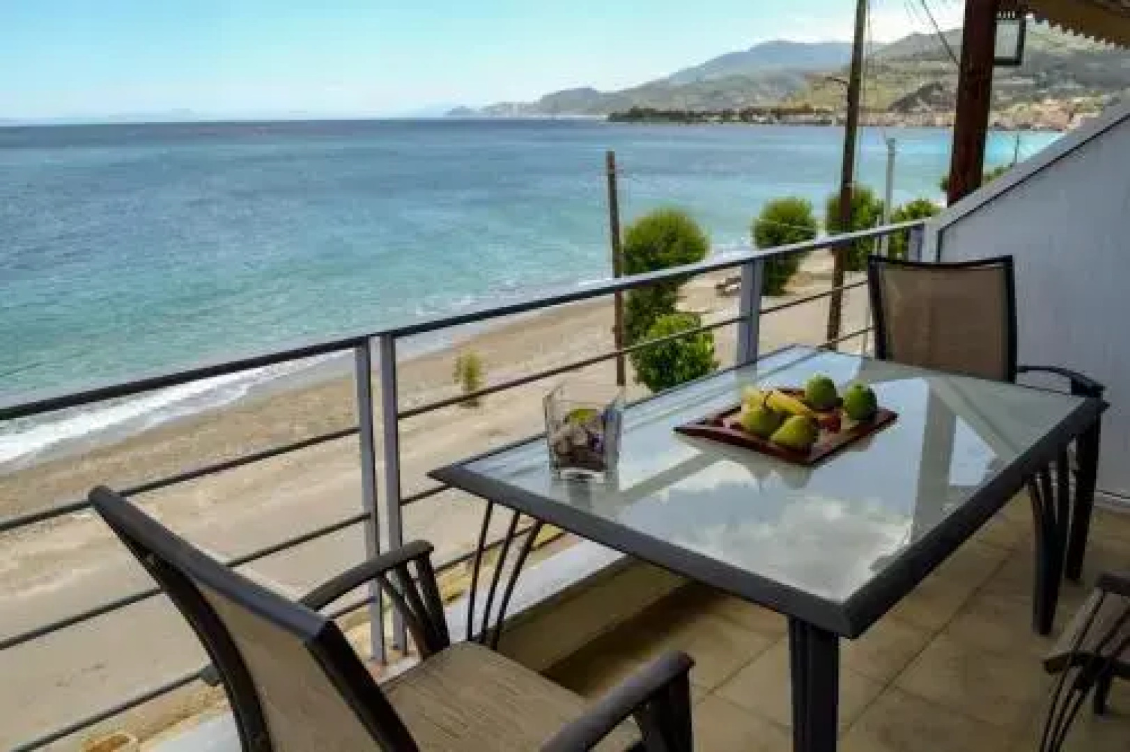 Eclectic Residence with Beach at the Doorstep