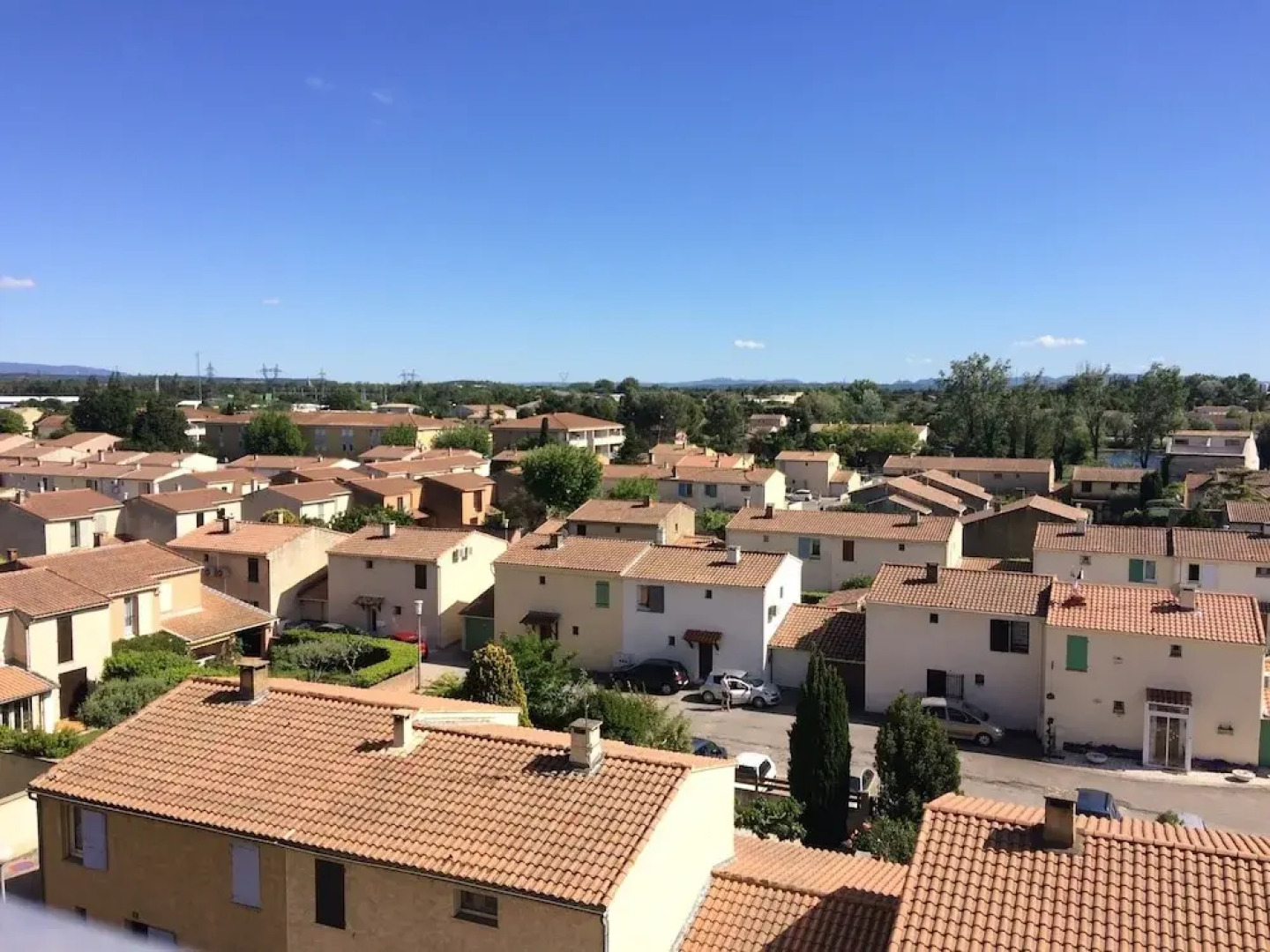 Modern Appart 75m2 - 2 rooms -parking