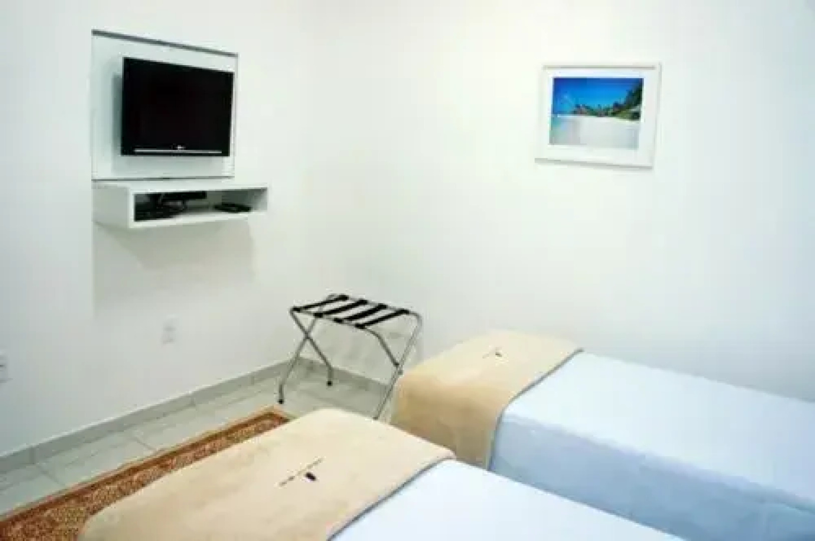 Mariana Flat Service