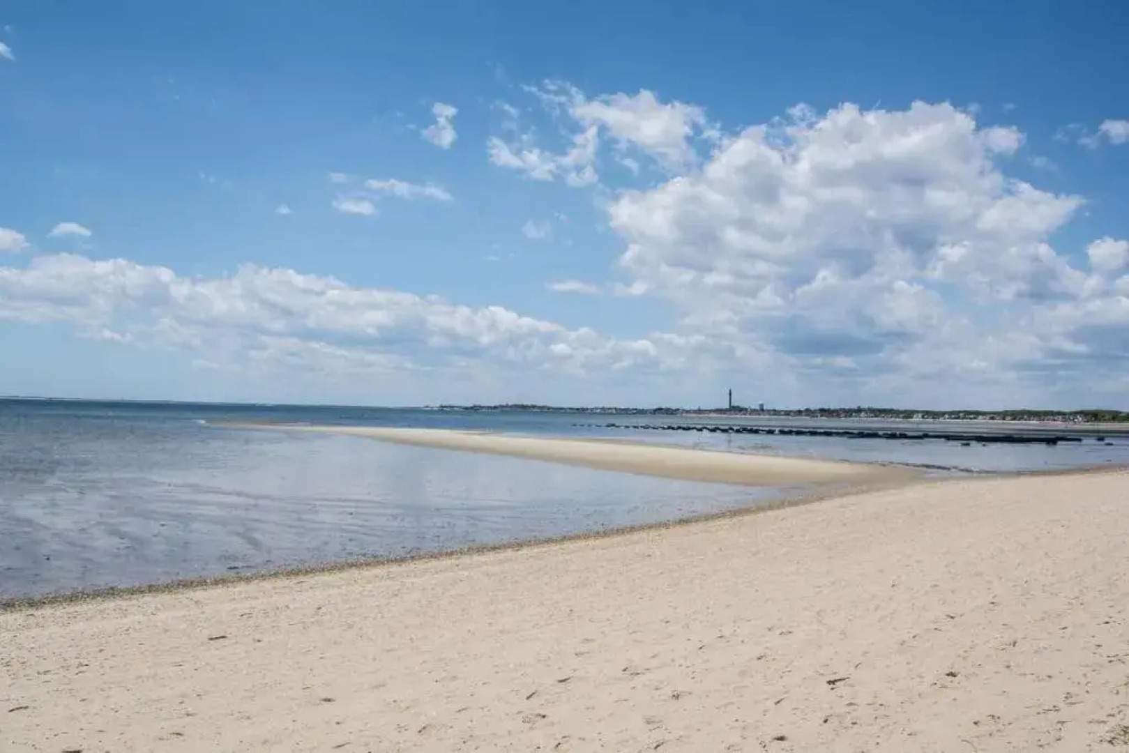 East Harbour Motel and Cottages