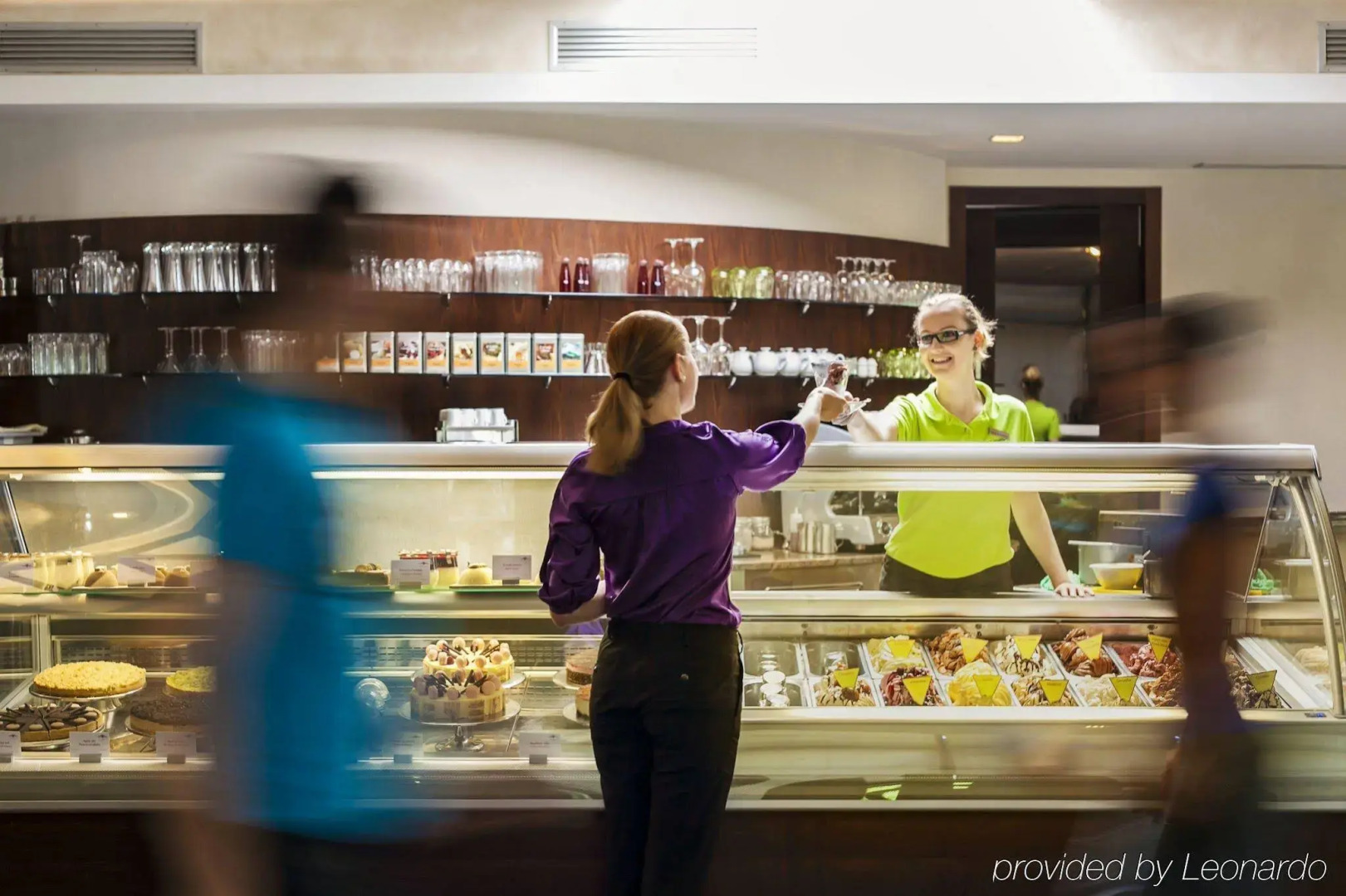 Отель Movenpick Hotel Sarajevo