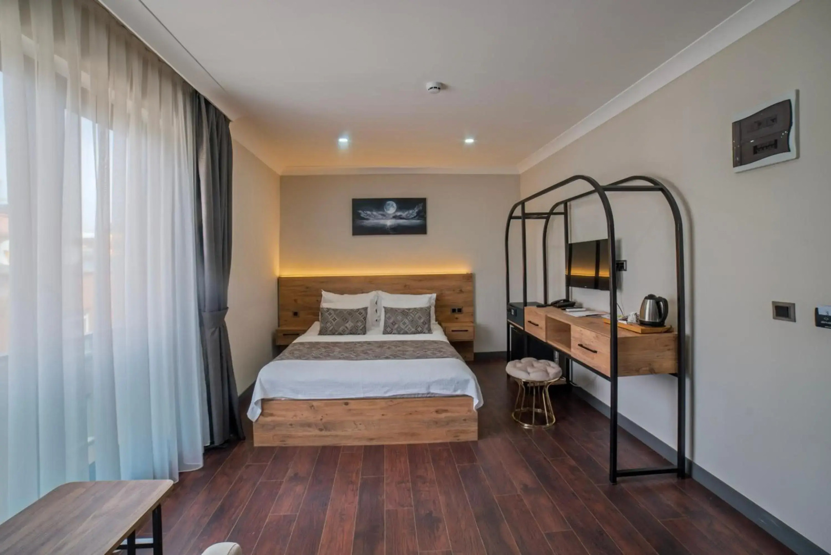 City Moonlight Apart Hotel