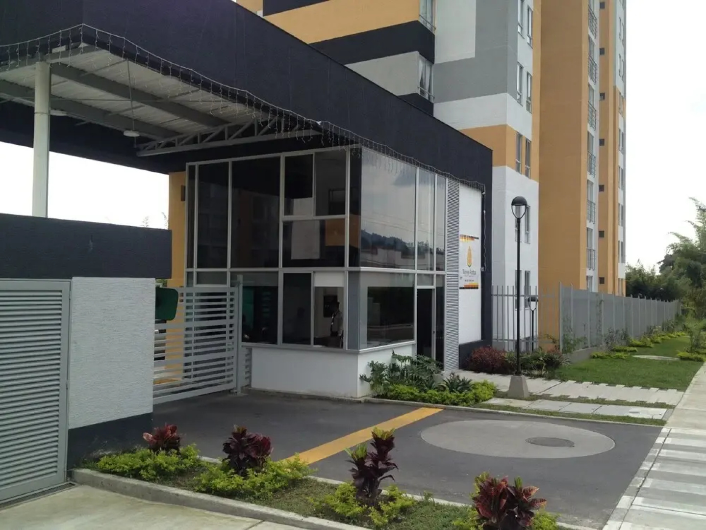 Torres Ambar