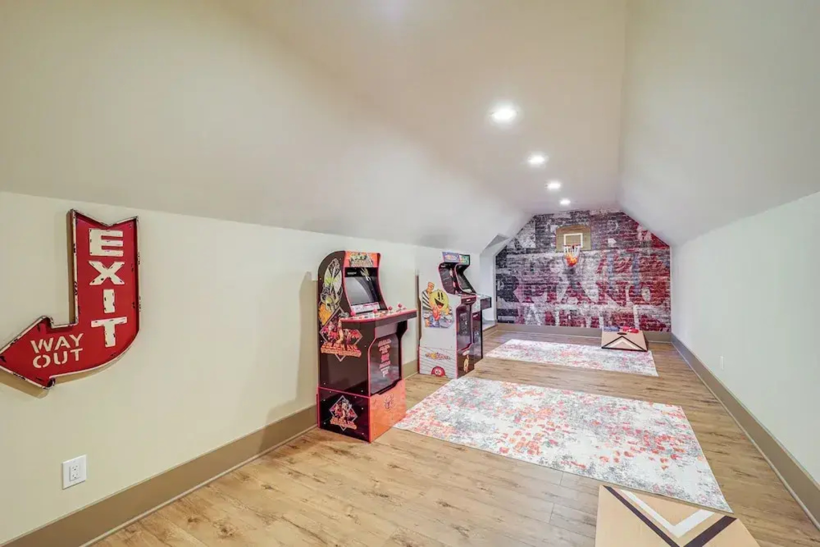 2 Mi to Beech Mtn Resort! 8,000-sq-ft Luxe Escape