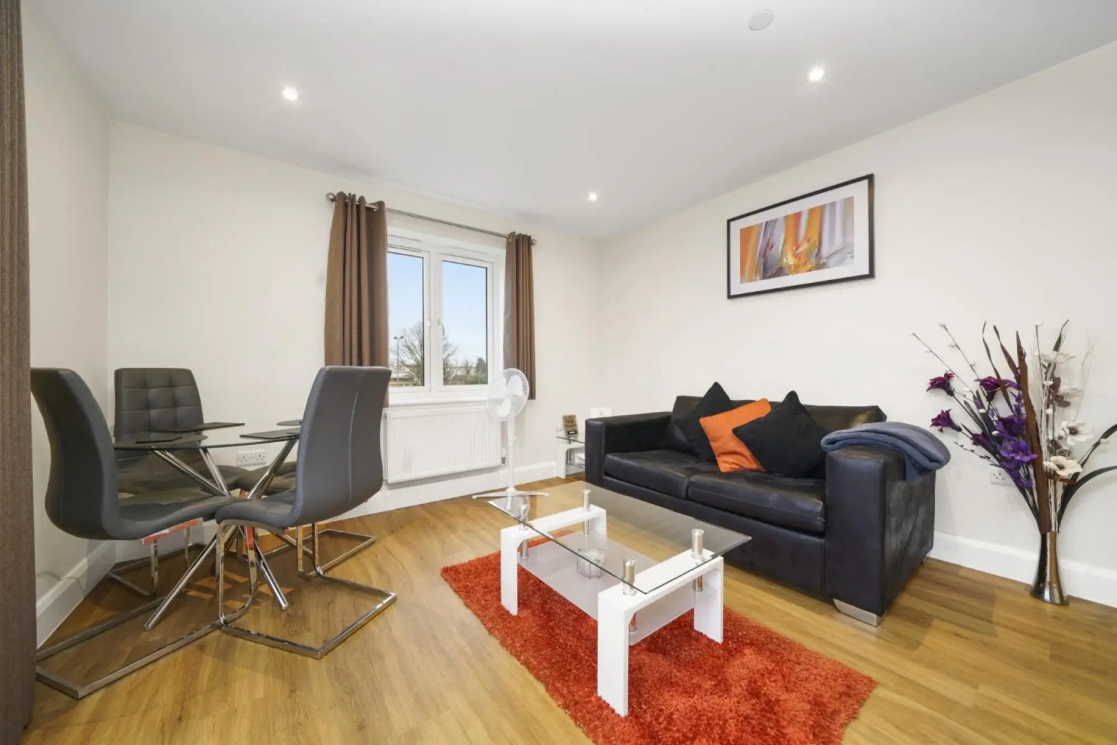 London Heathrow Living Serviced Apartments - Apt 8