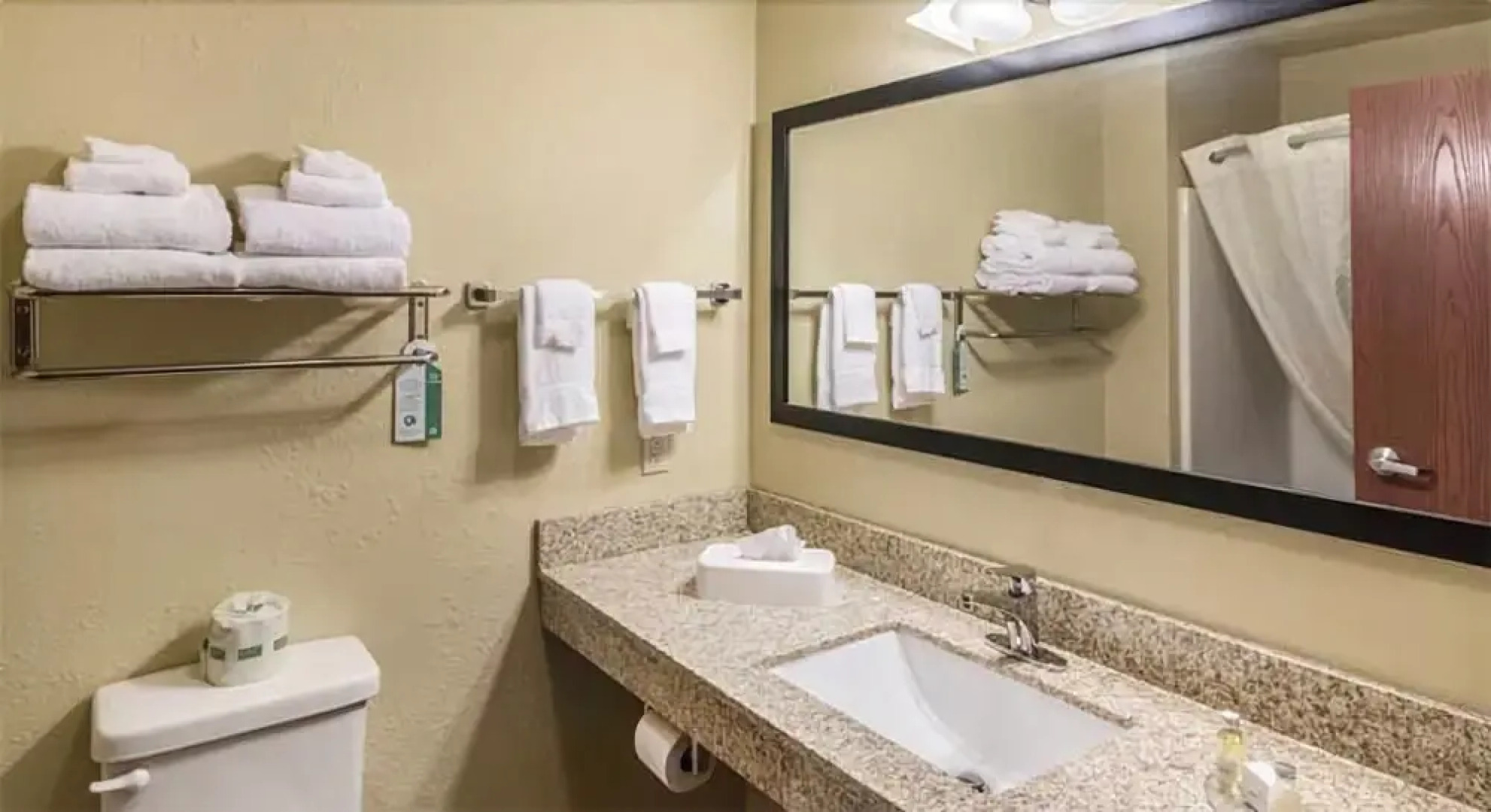 Cobblestone Hotel & Suites - Pecos