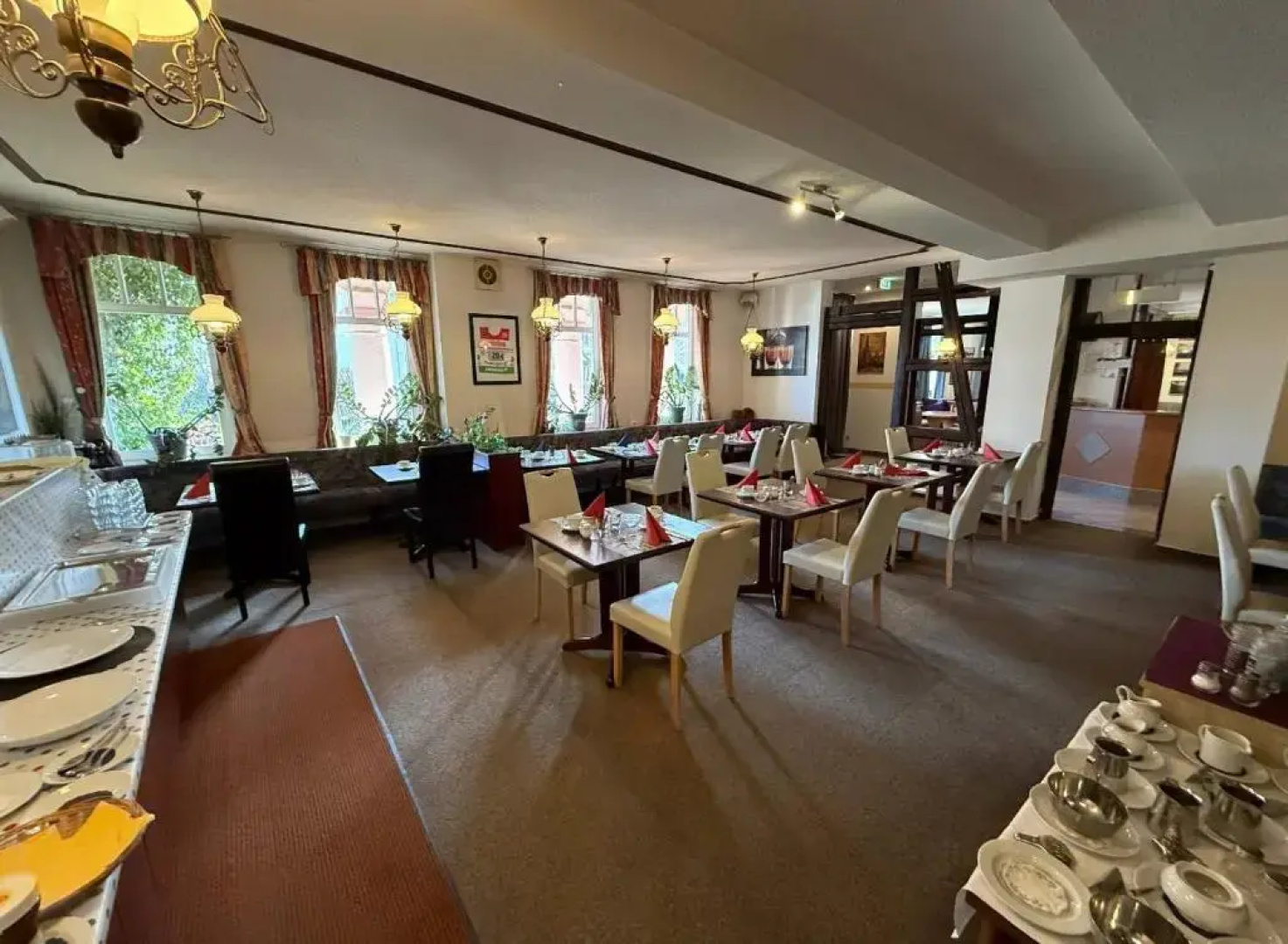 Amadeus Boutique Hotel Deutscher Hof Inn & Suites