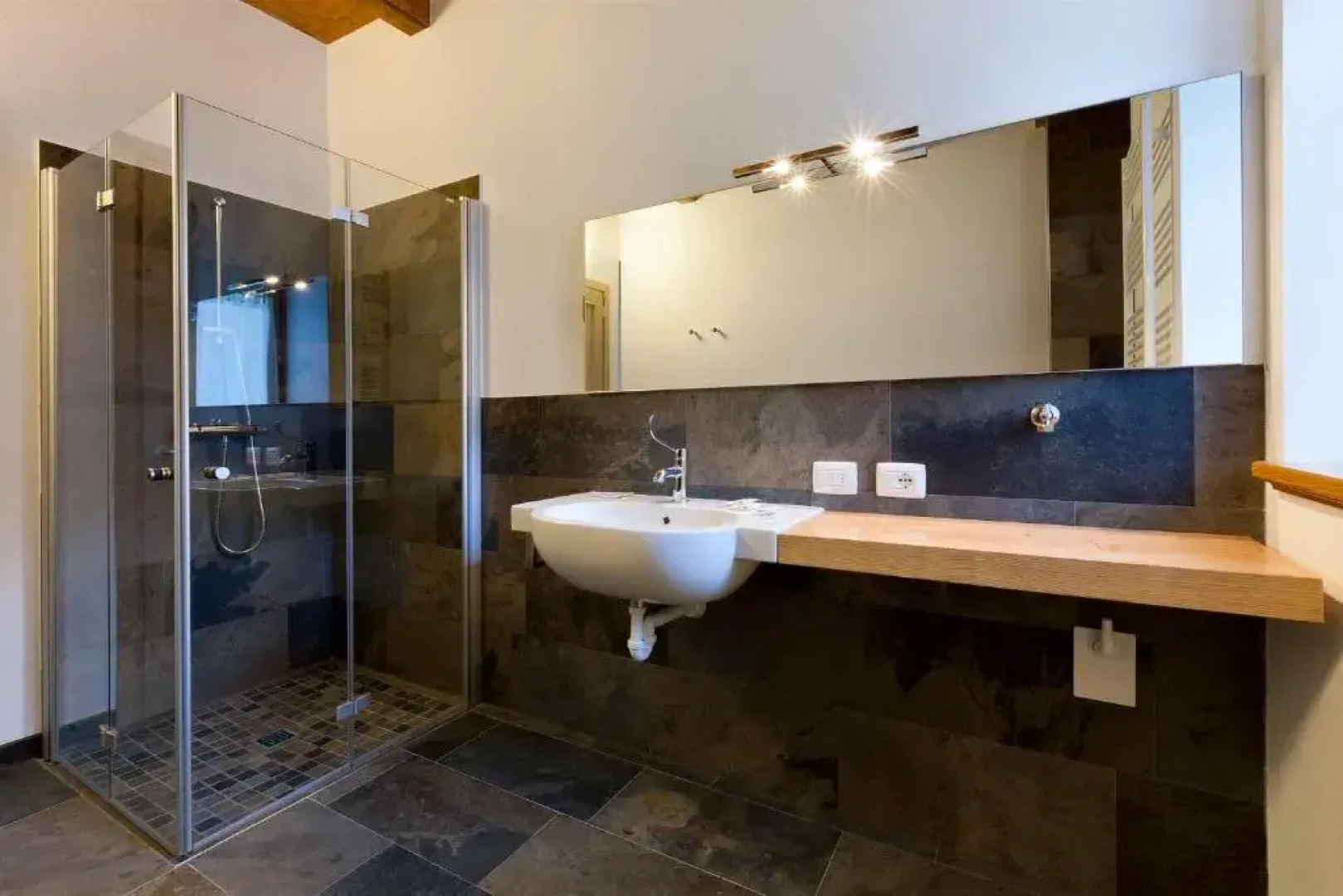 Albergo Diffuso Borgo Soandri