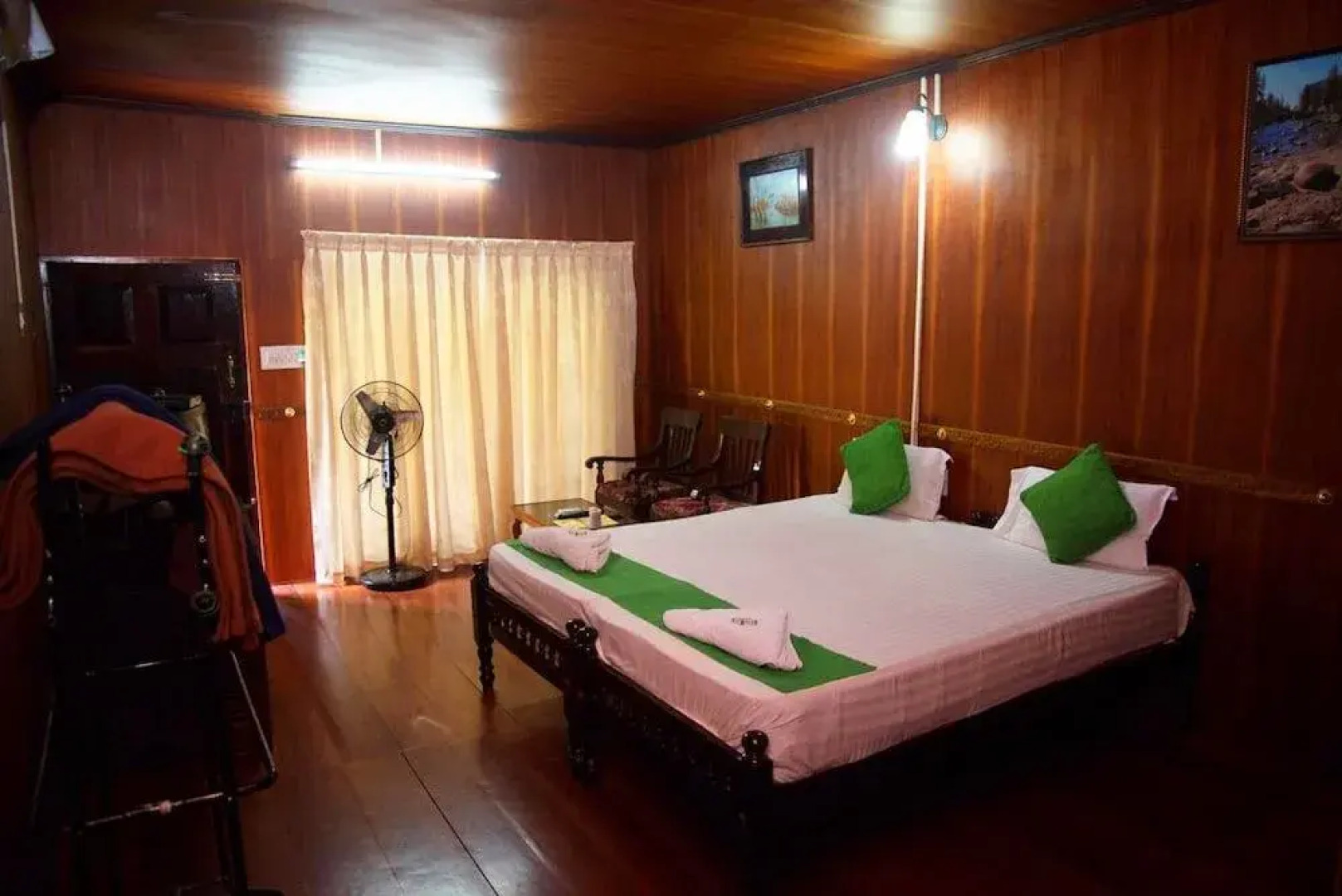 Backwater Retreat - Honeymoon House