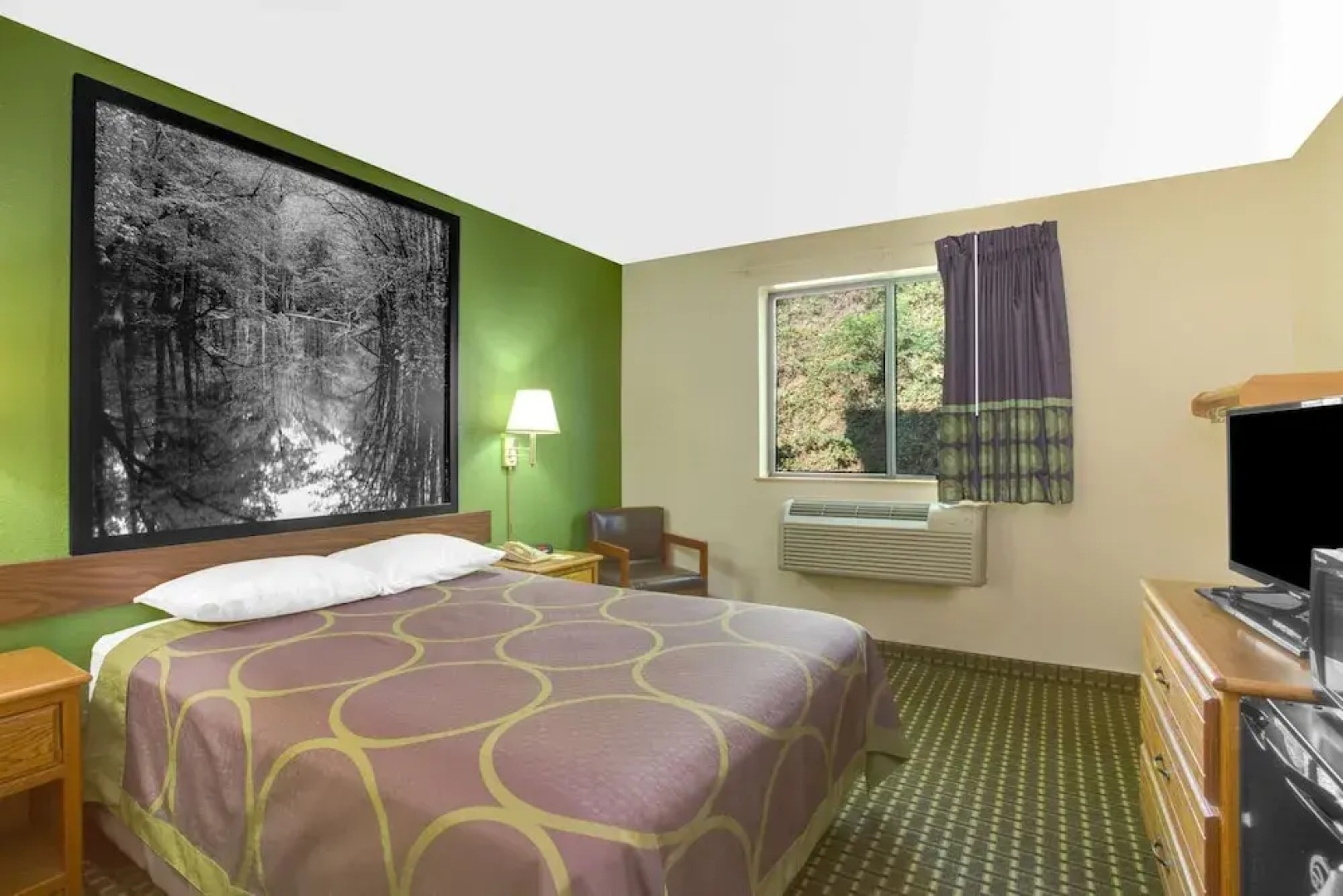 Super 8 By Wyndham Radford Va