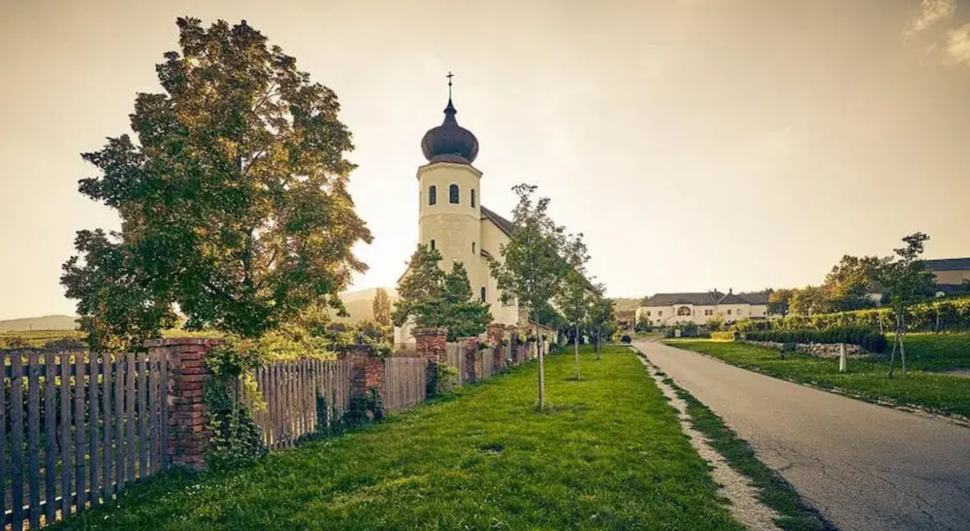 Schlaffassdorf Thallern