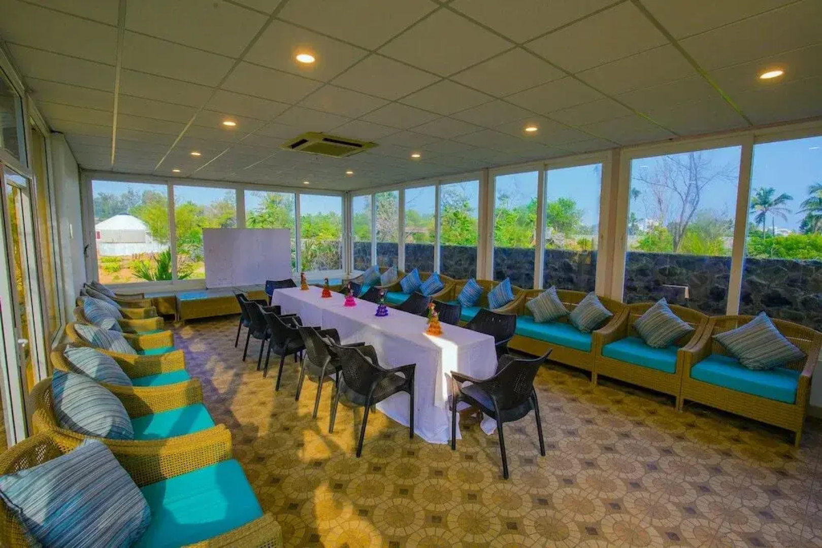 Casuarina Bay Beach Resort