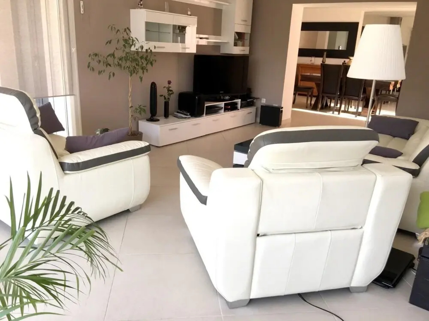 Villa With 3 Bedrooms in Bouc-bel-air, With Private Pool, Enclosed Gar