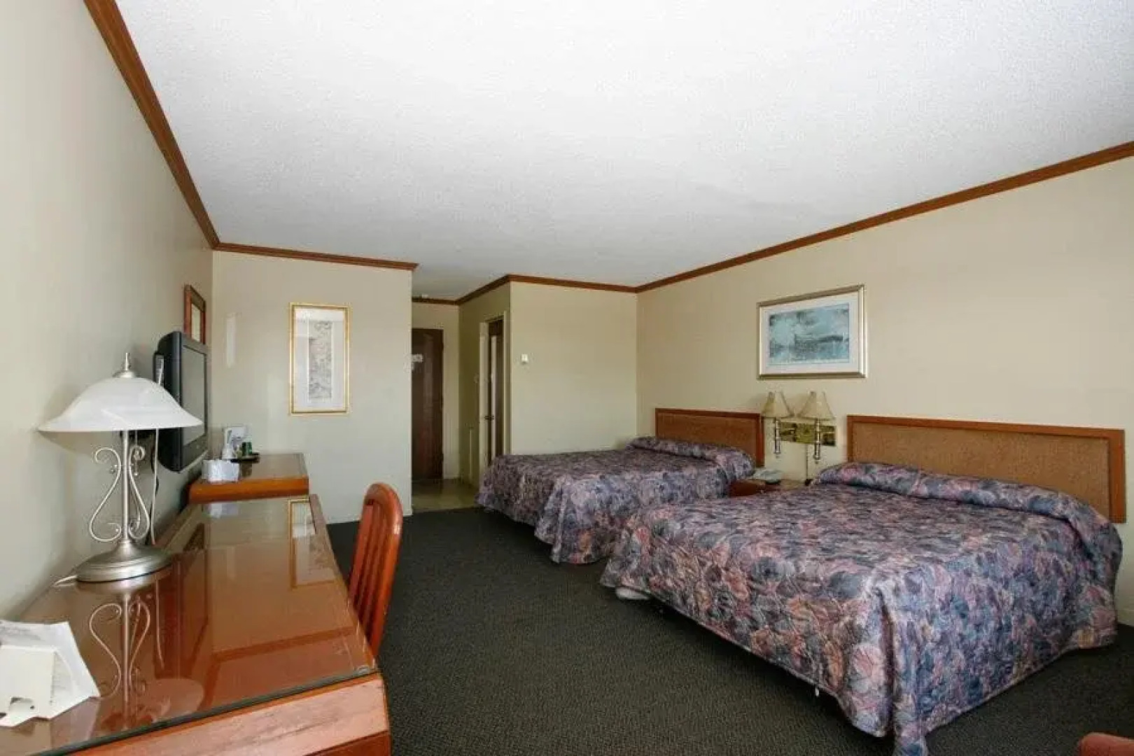 Balmoral Motel Hotel