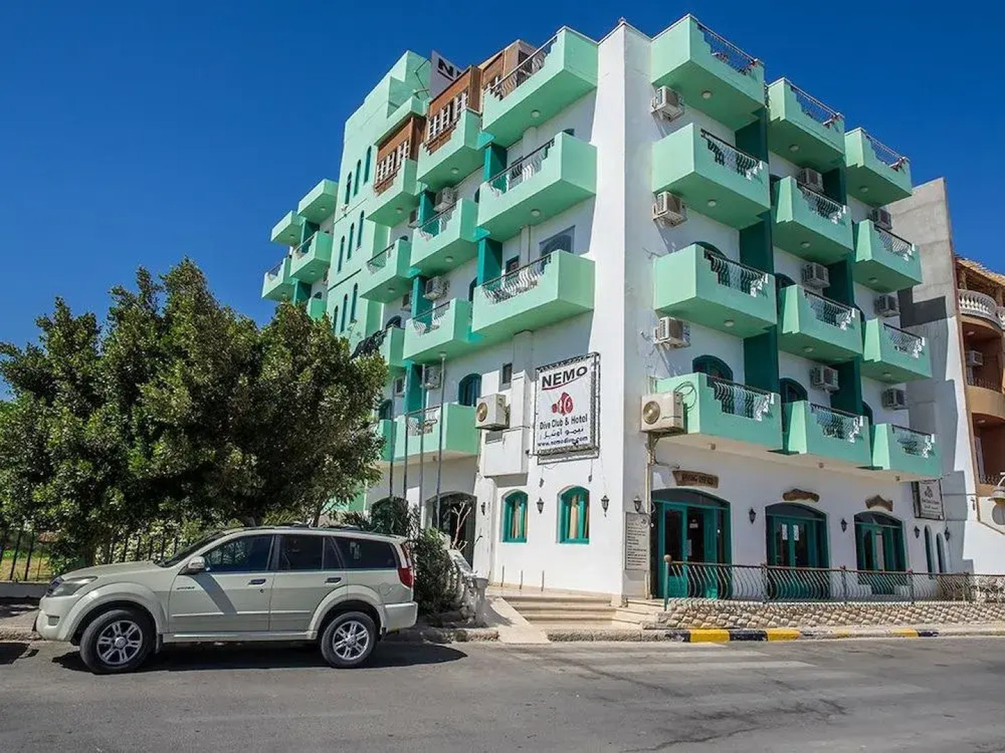 Nemo Dive Club & Hotel