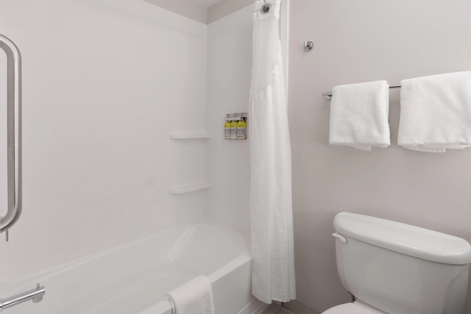 Holiday Inn Express & Suites Trinidad by IHG