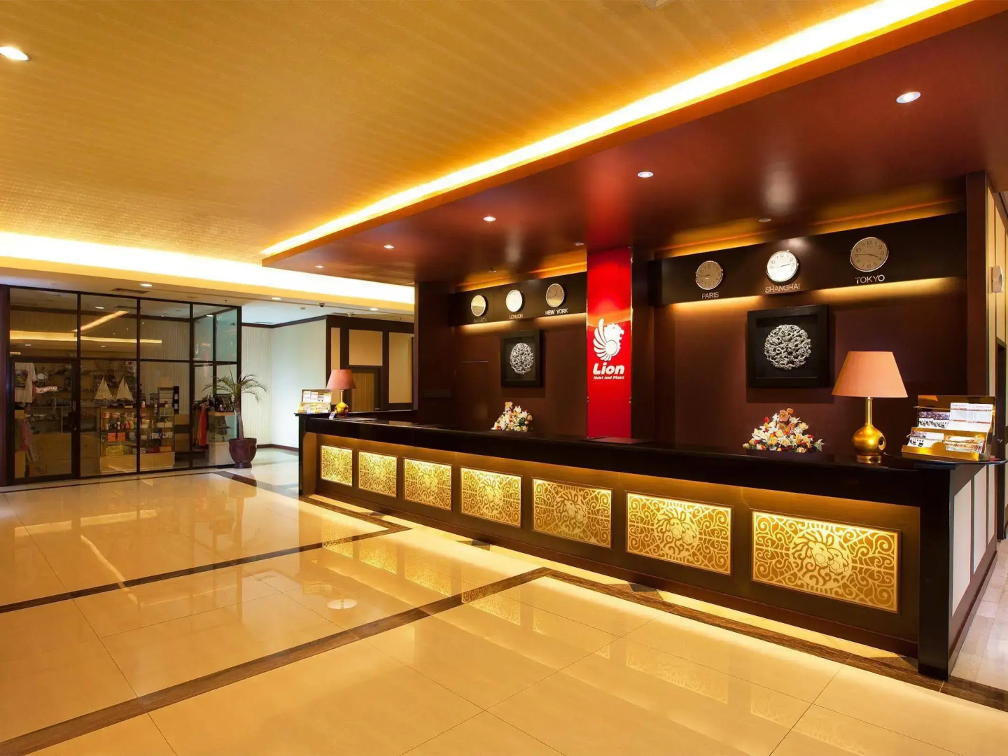 Lion Hotel & Plaza