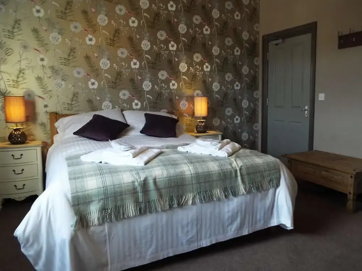 The Plume of Feathers